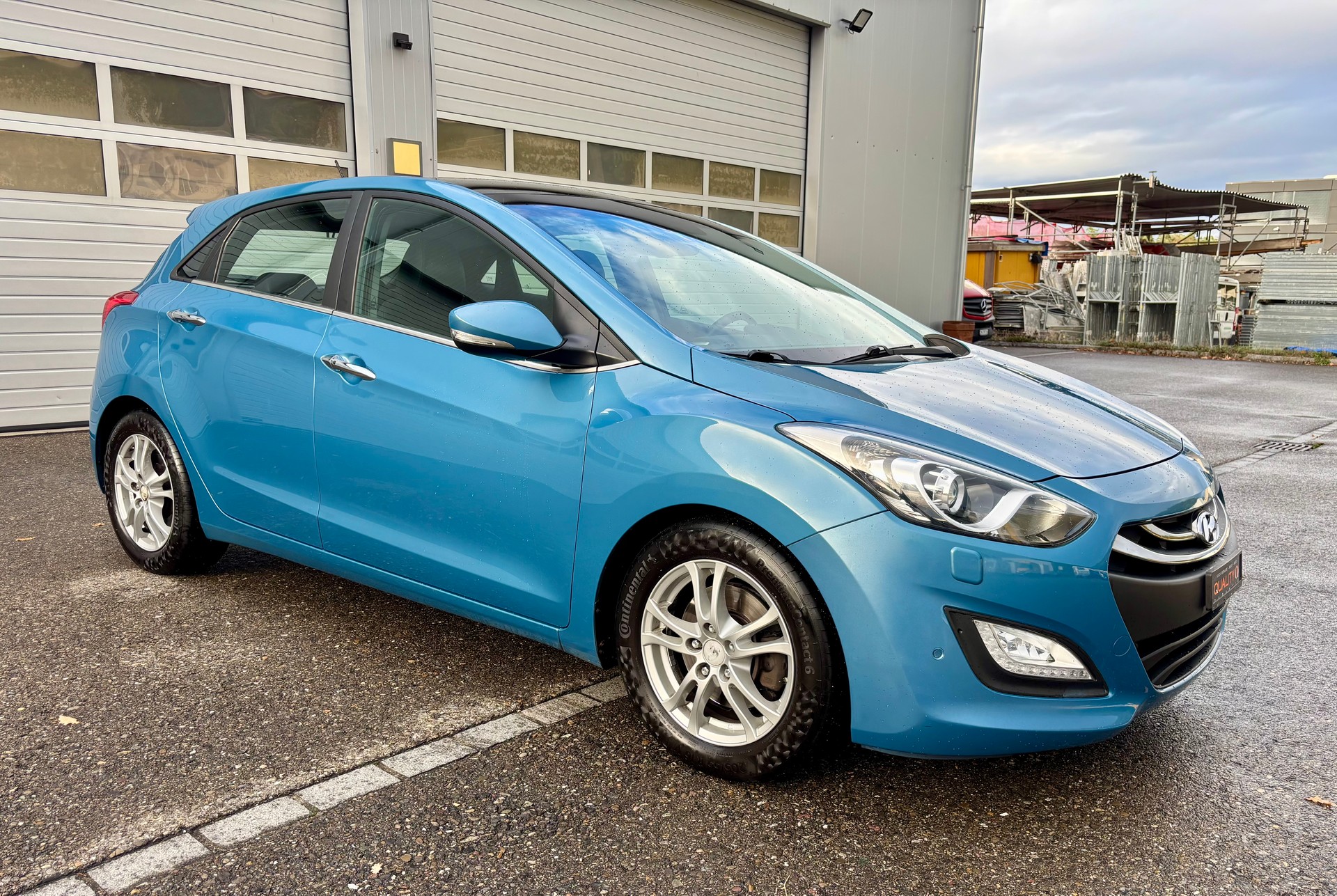 HYUNDAI i30 1.6 GDI Premium Automatic-image-2
