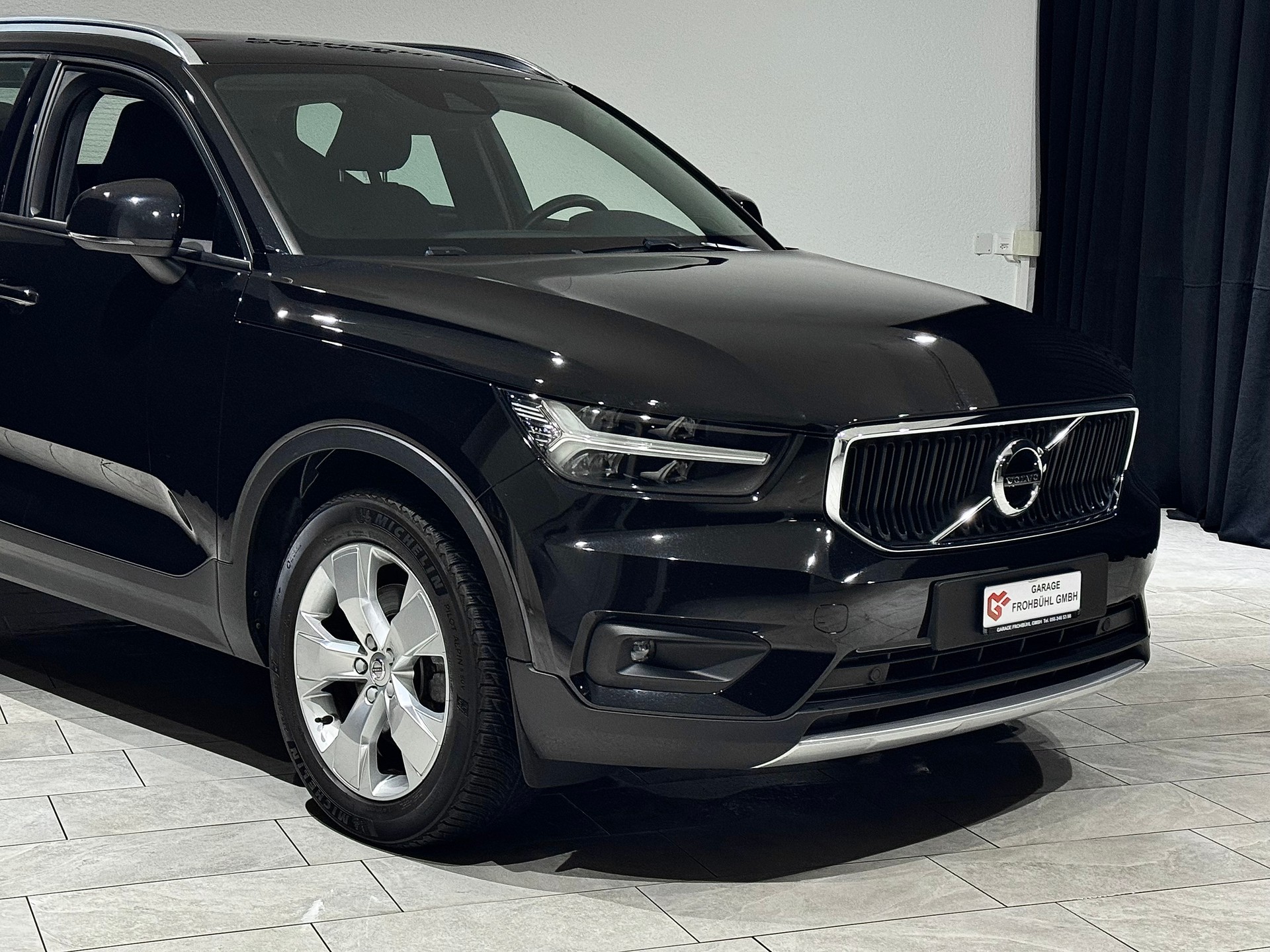 VOLVO XC40 B4 Benzin Mild Hybrid AWD Momentum Geartronic | 1.Hand | AHK |-image-11