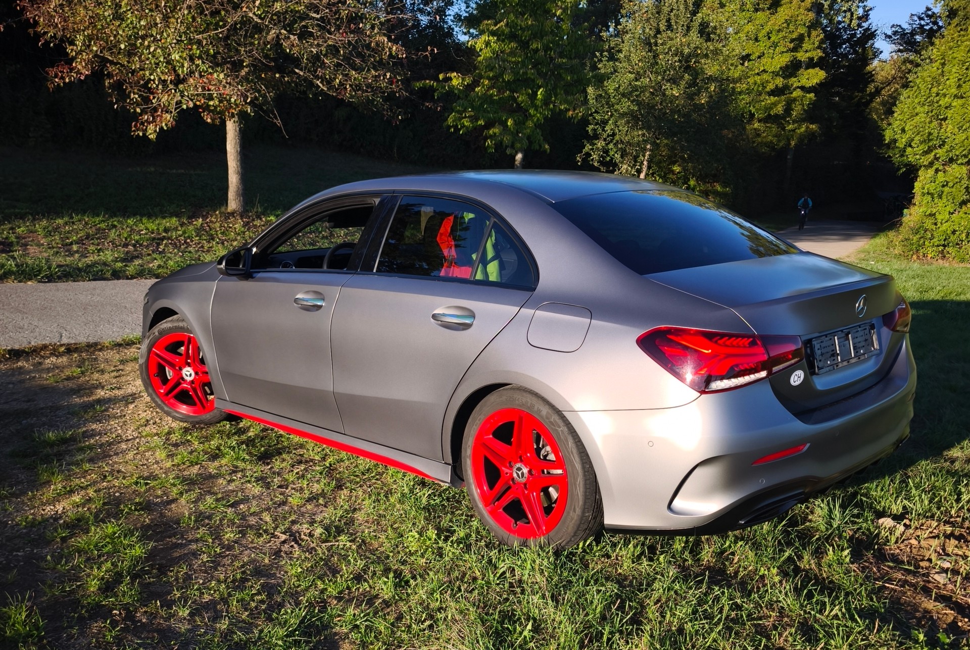 MERCEDES-BENZ A 200 AMG Line-image-3