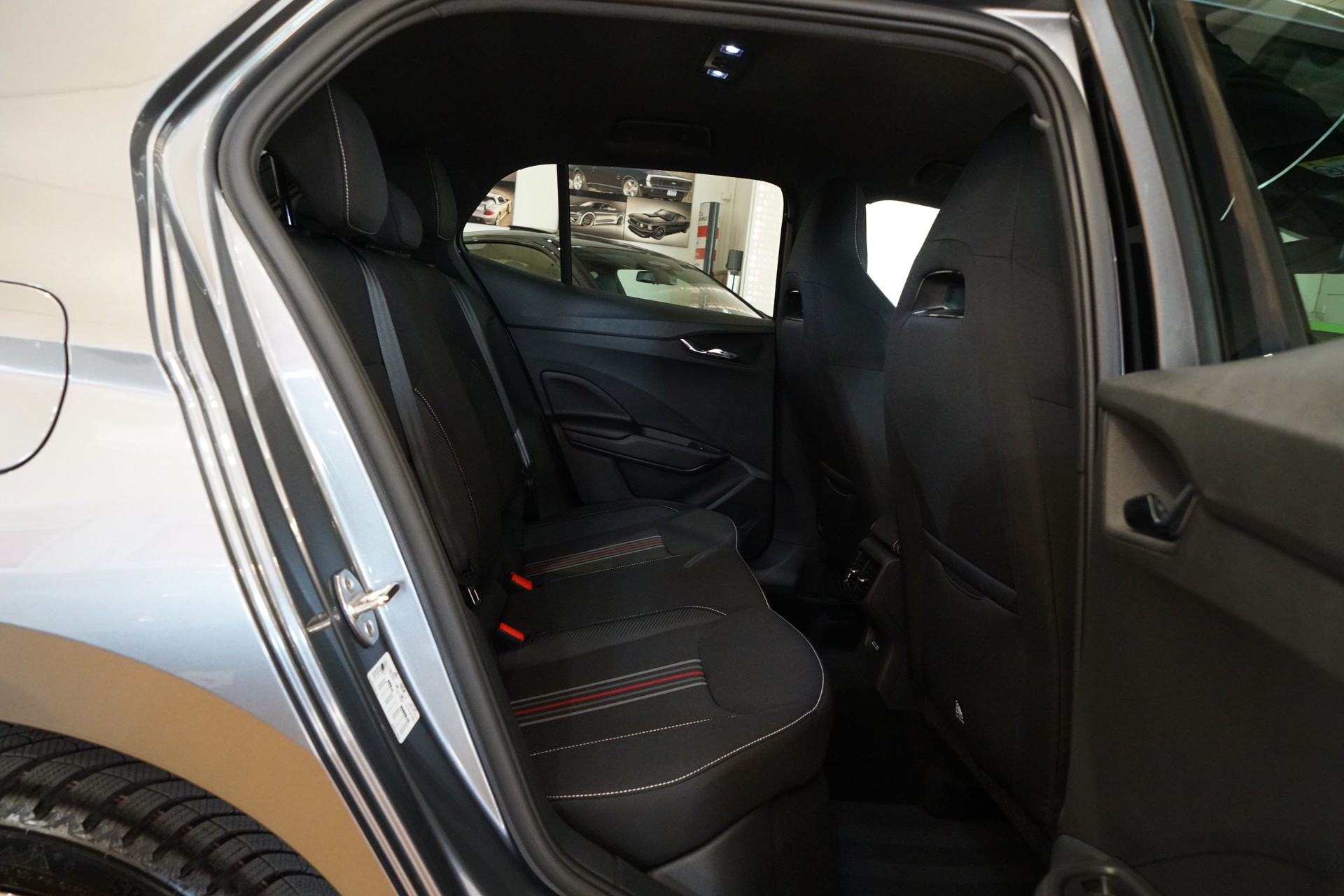 SKODA Fabia 1.0 TSI Monte Carlo DSG-image-18