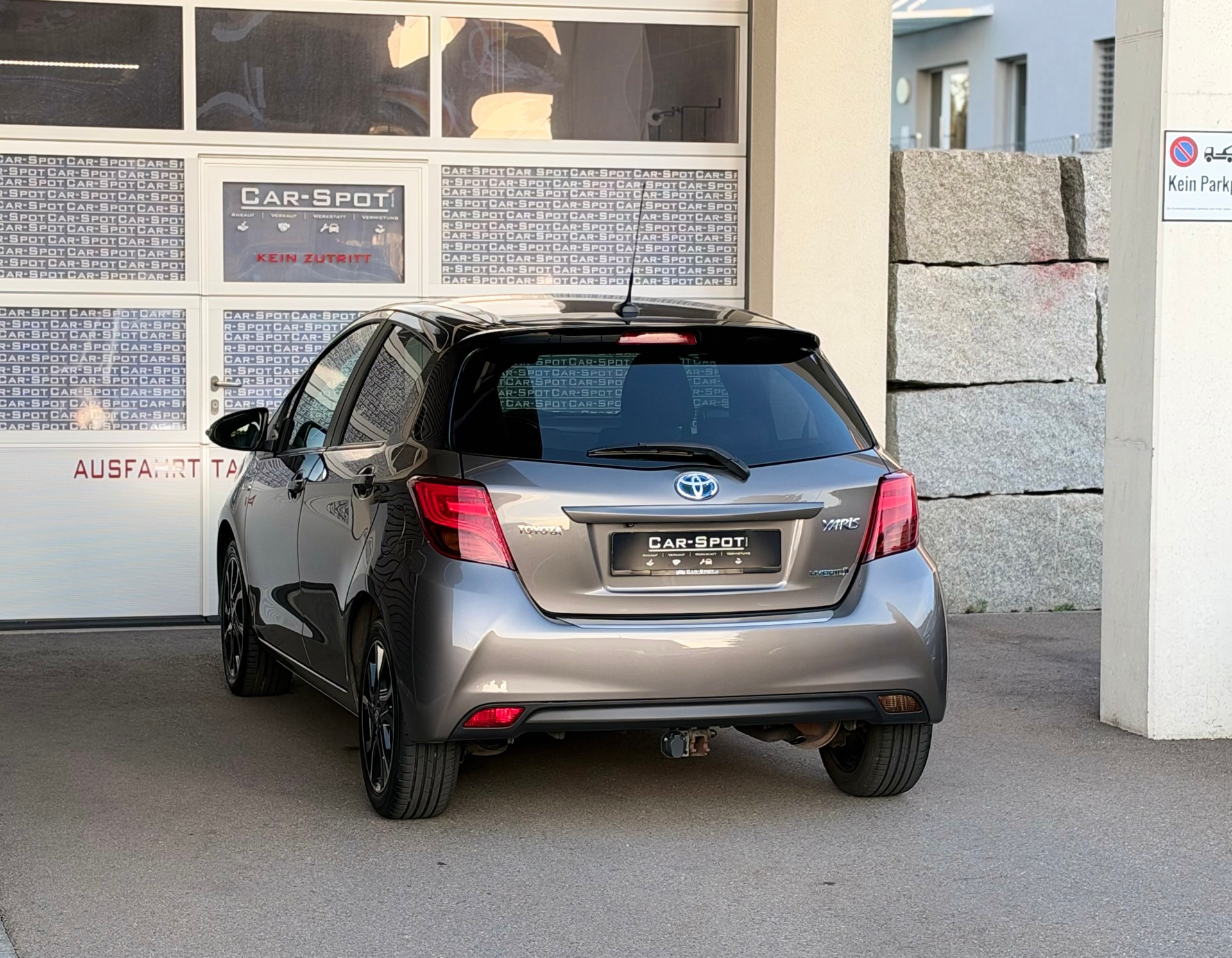 TOYOTA Yaris 1.5 VVT-i Hybrid Sol Premium e-CVT-image-5