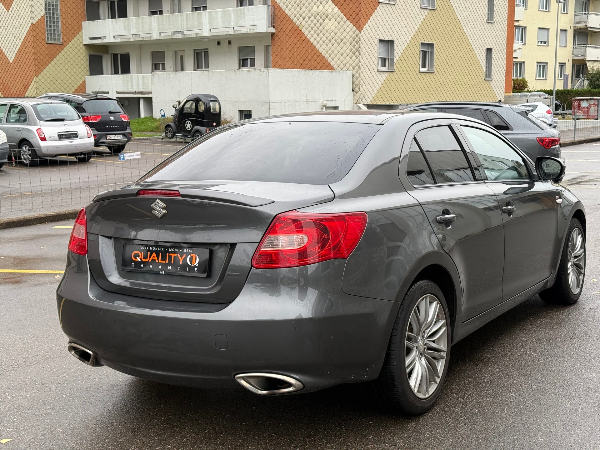 SUZUKI Kizashi 2.4 GL Top 4WD CVT-image-3