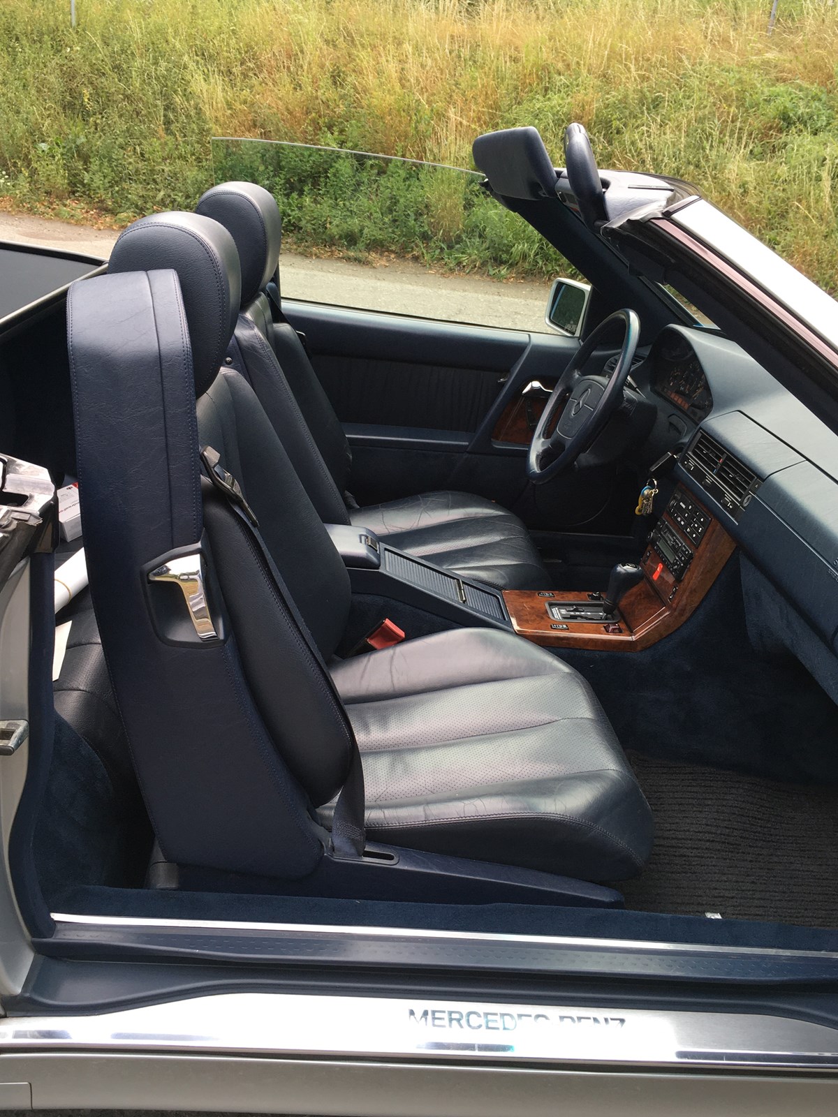 MERCEDES-BENZ SL 280-image-12