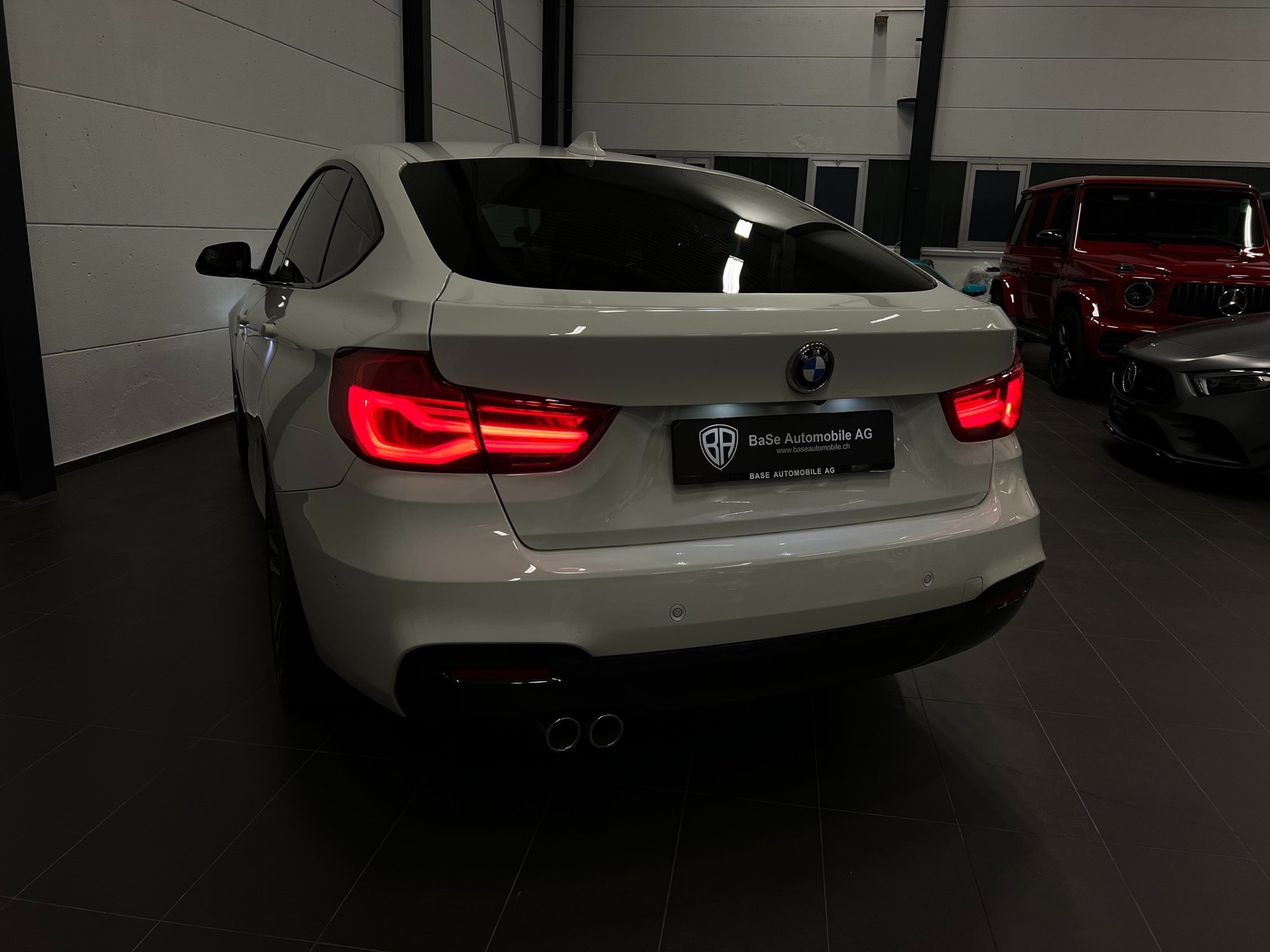 BMW 330d GT xDrive M Sport Steptronic-image-15