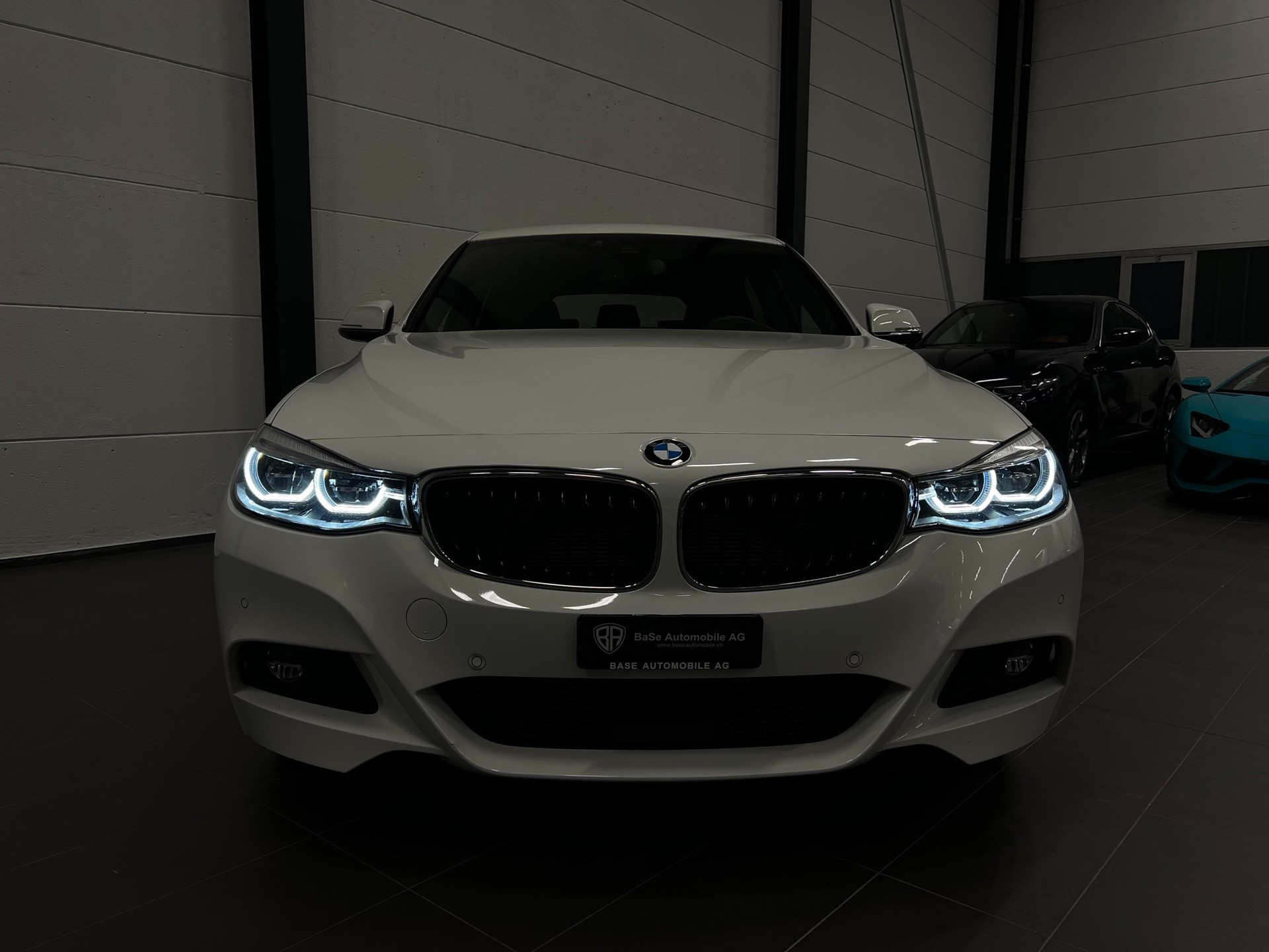 BMW 330d GT xDrive M Sport Steptronic-image-7