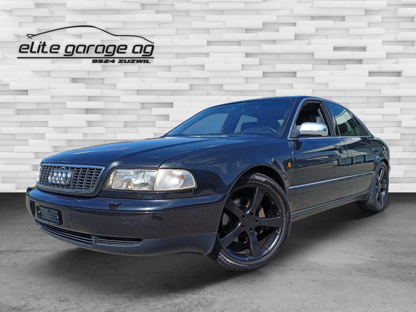 AUDI S8 4.2 quattro-image-0