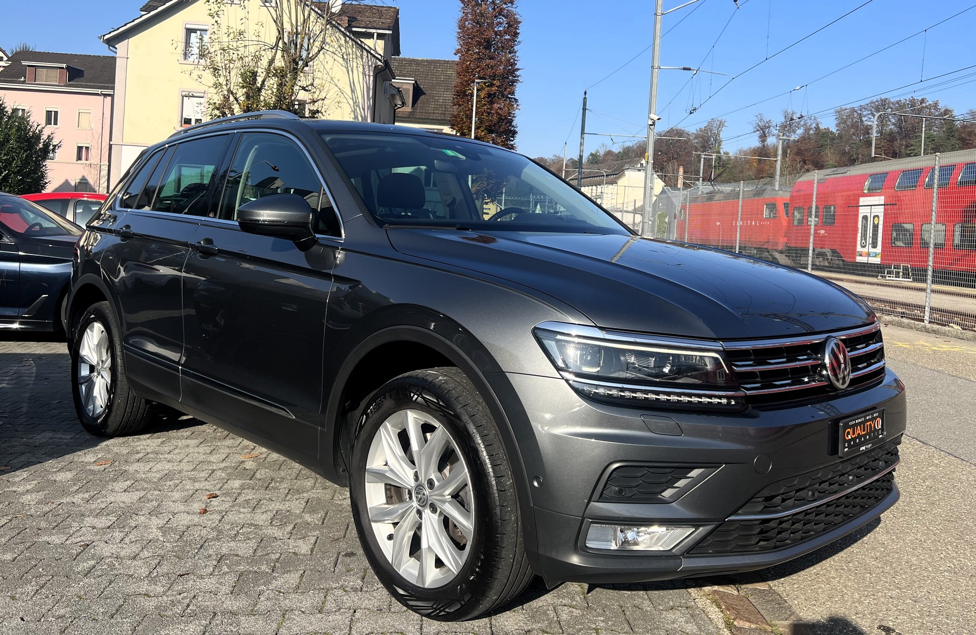 VW Tiguan 2.0 TDI SCR Highline 4Motion DSG-image-5