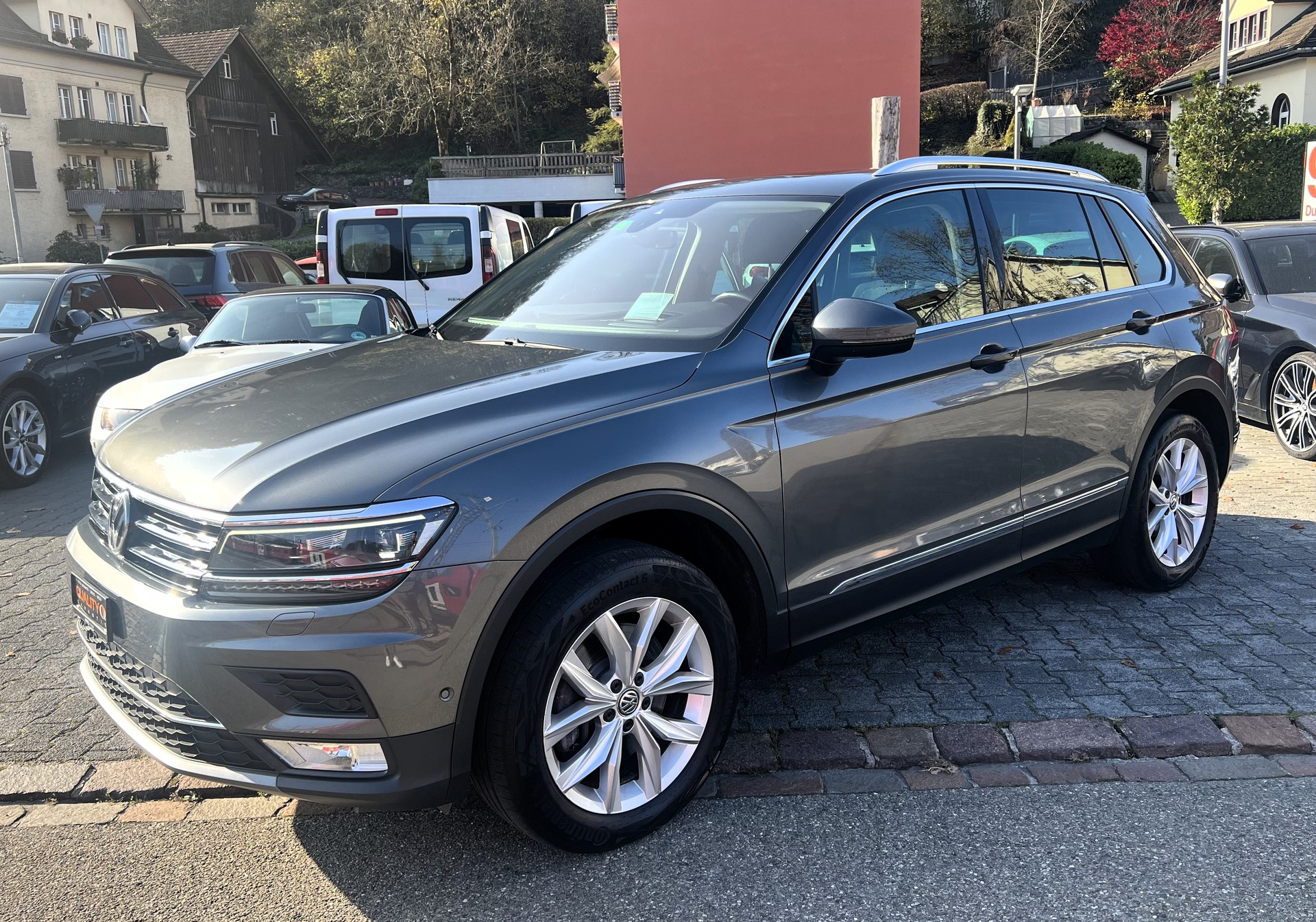 VW Tiguan 2.0 TDI SCR Highline 4Motion DSG-image-0