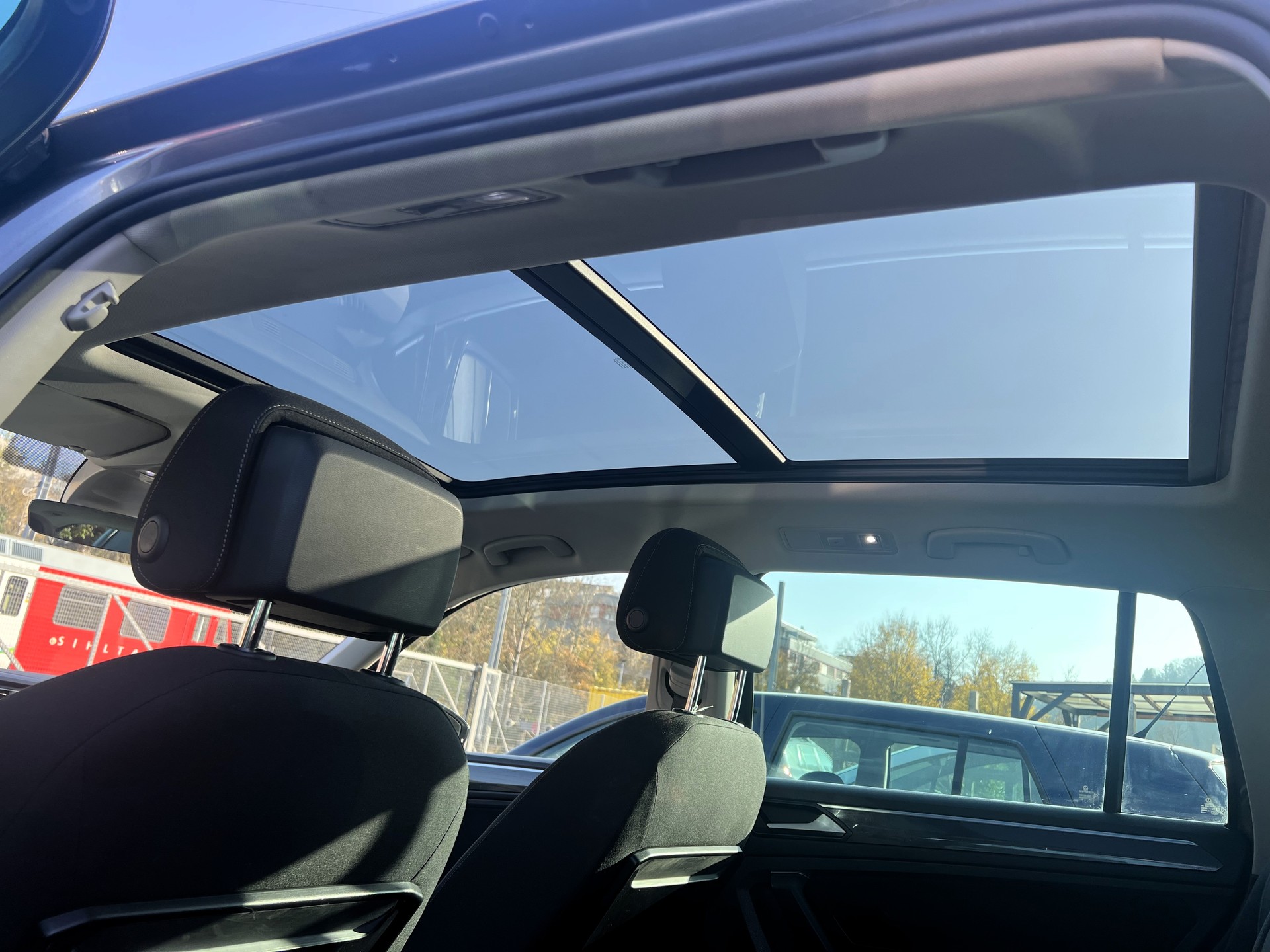VW Tiguan 2.0 TDI SCR Highline 4Motion DSG-image-10