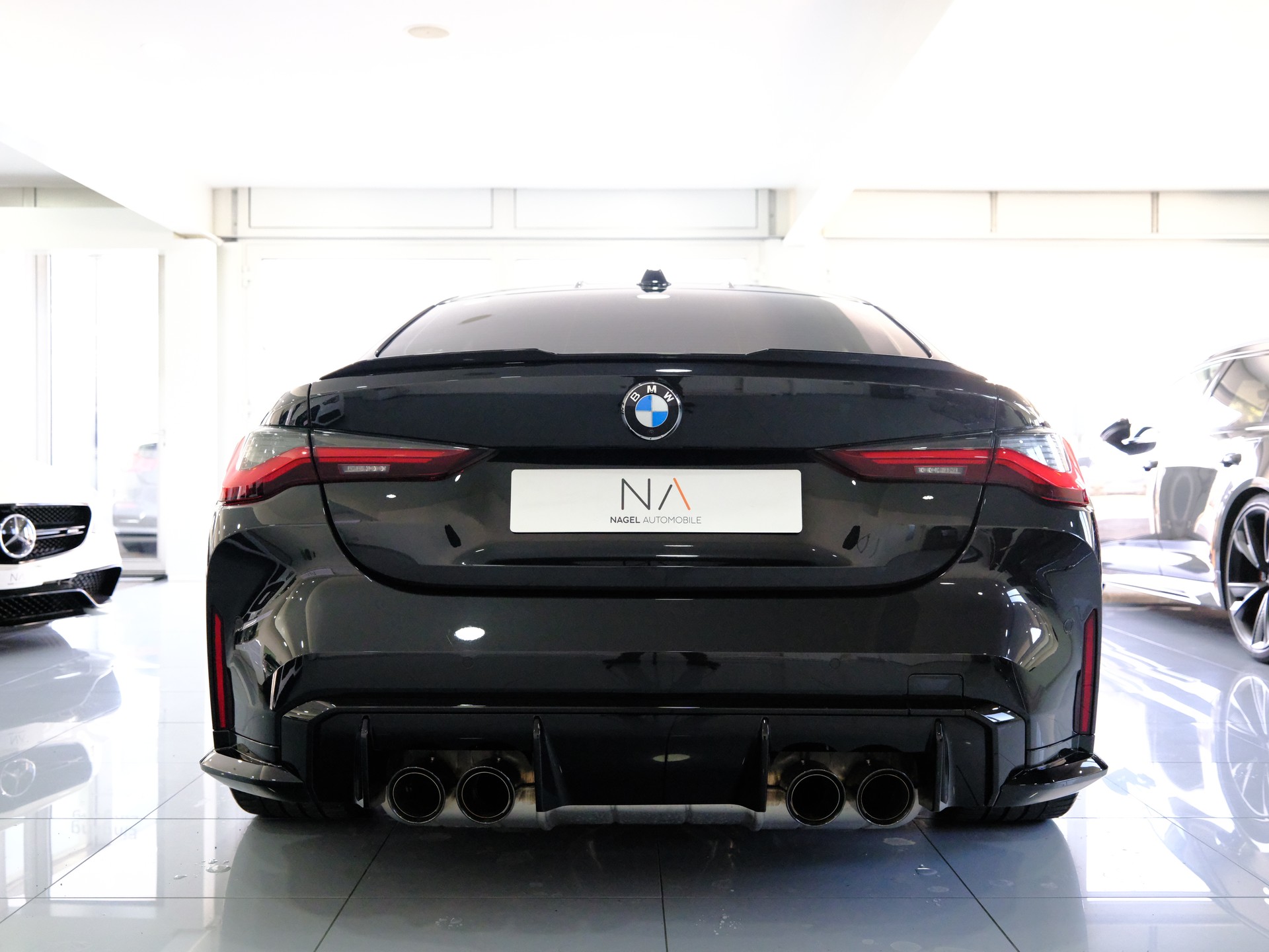 BMW M4 Coupé Competition M xDrive-image-5
