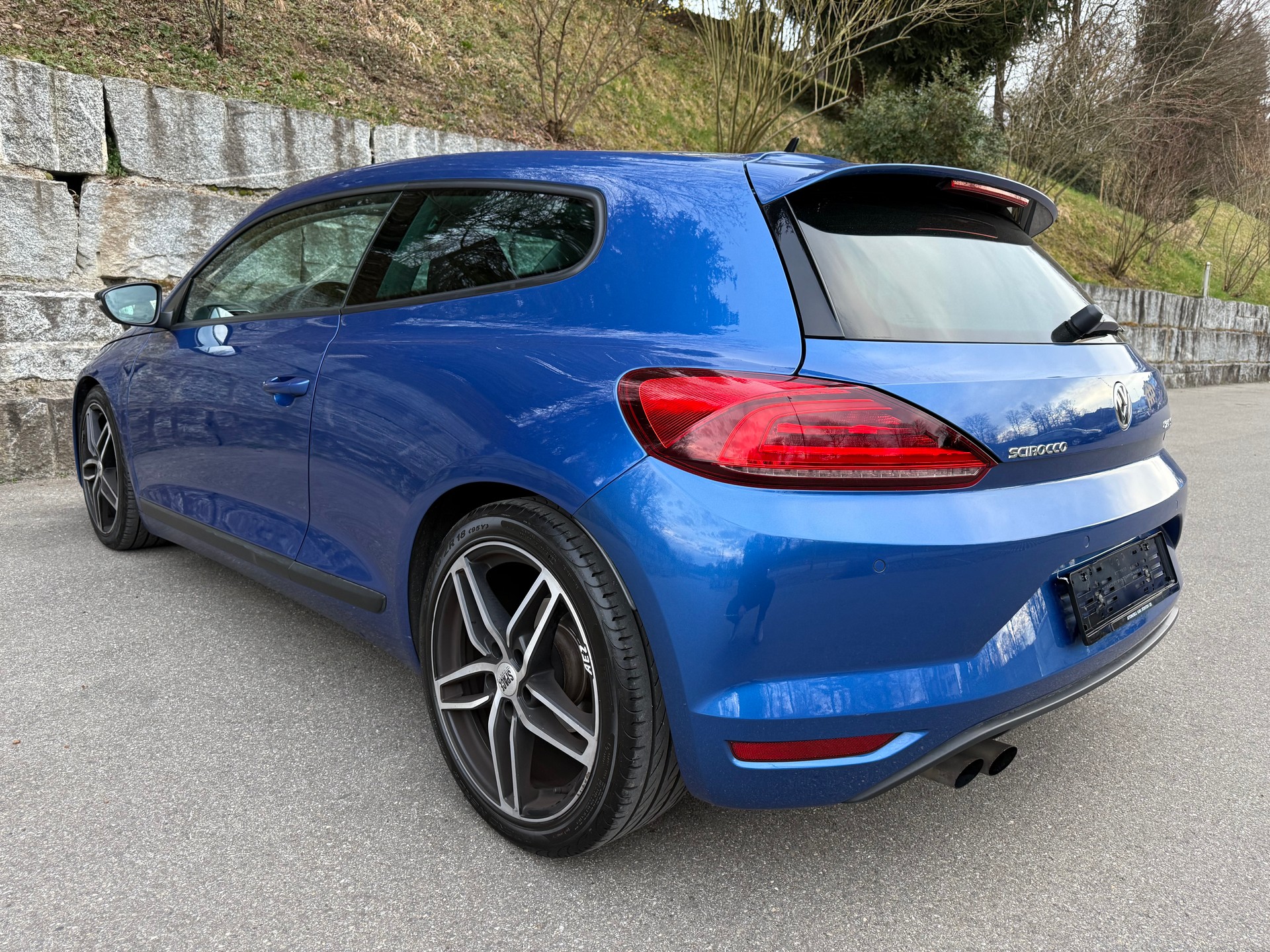 VW Scirocco 2.0 TSI BMT-image-3
