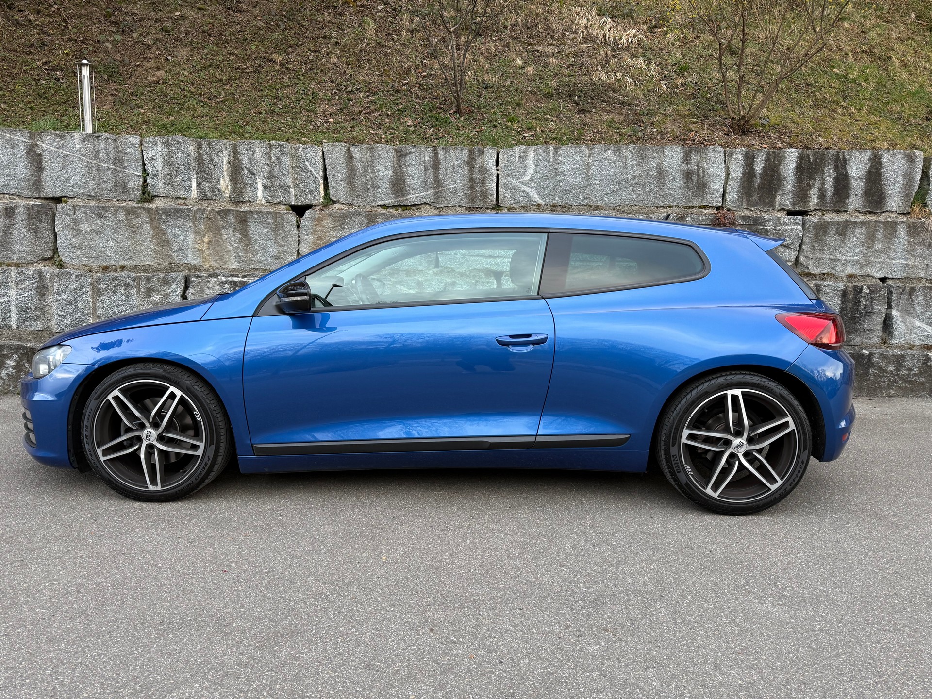 VW Scirocco 2.0 TSI BMT-image-8