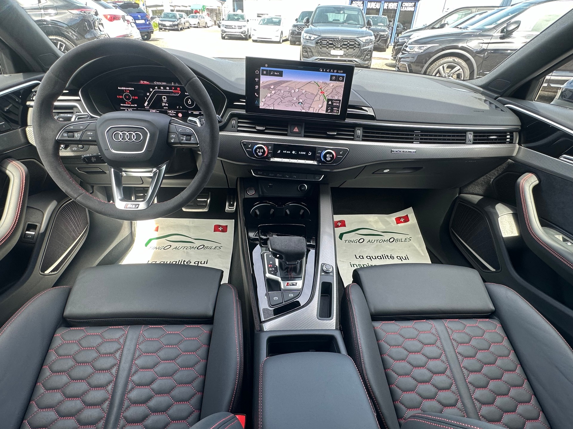 AUDI RS4 Avant quattro tiptronic-image-27