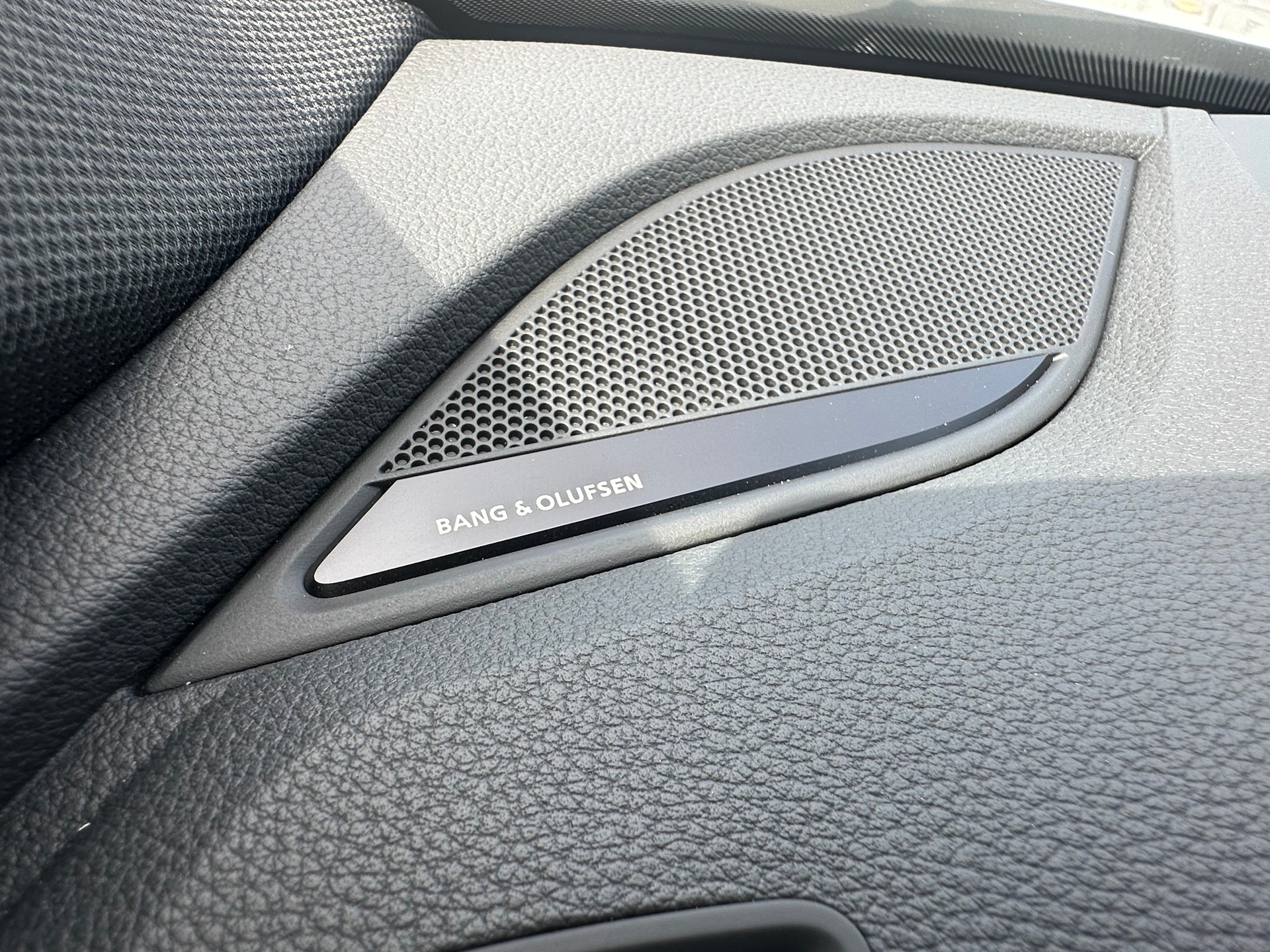 AUDI RS4 Avant quattro tiptronic-image-25