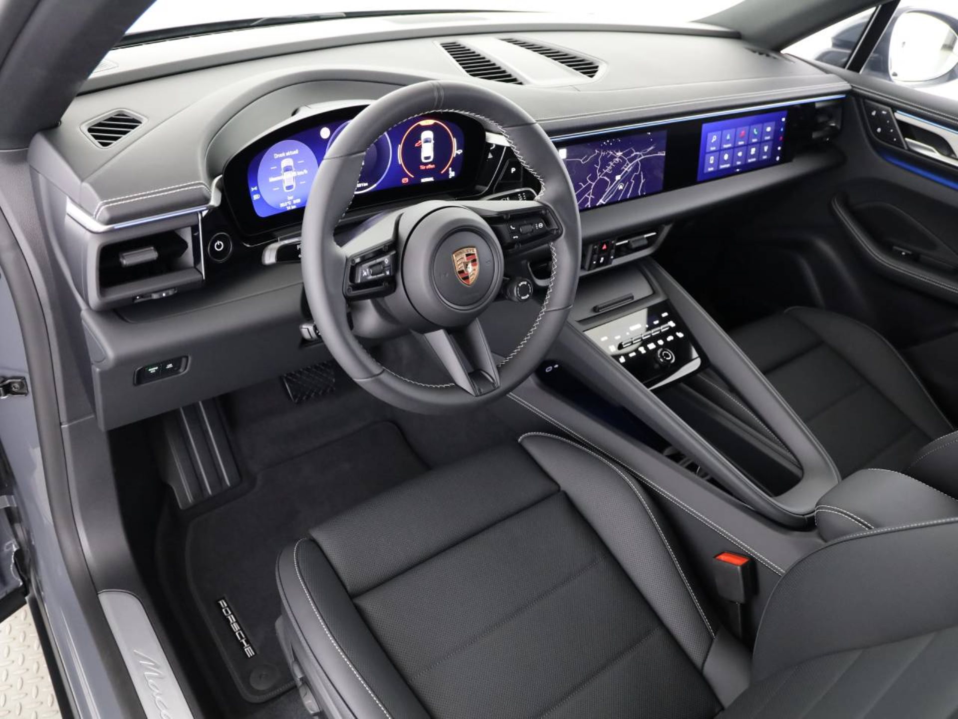 PORSCHE Macan 4-image-4