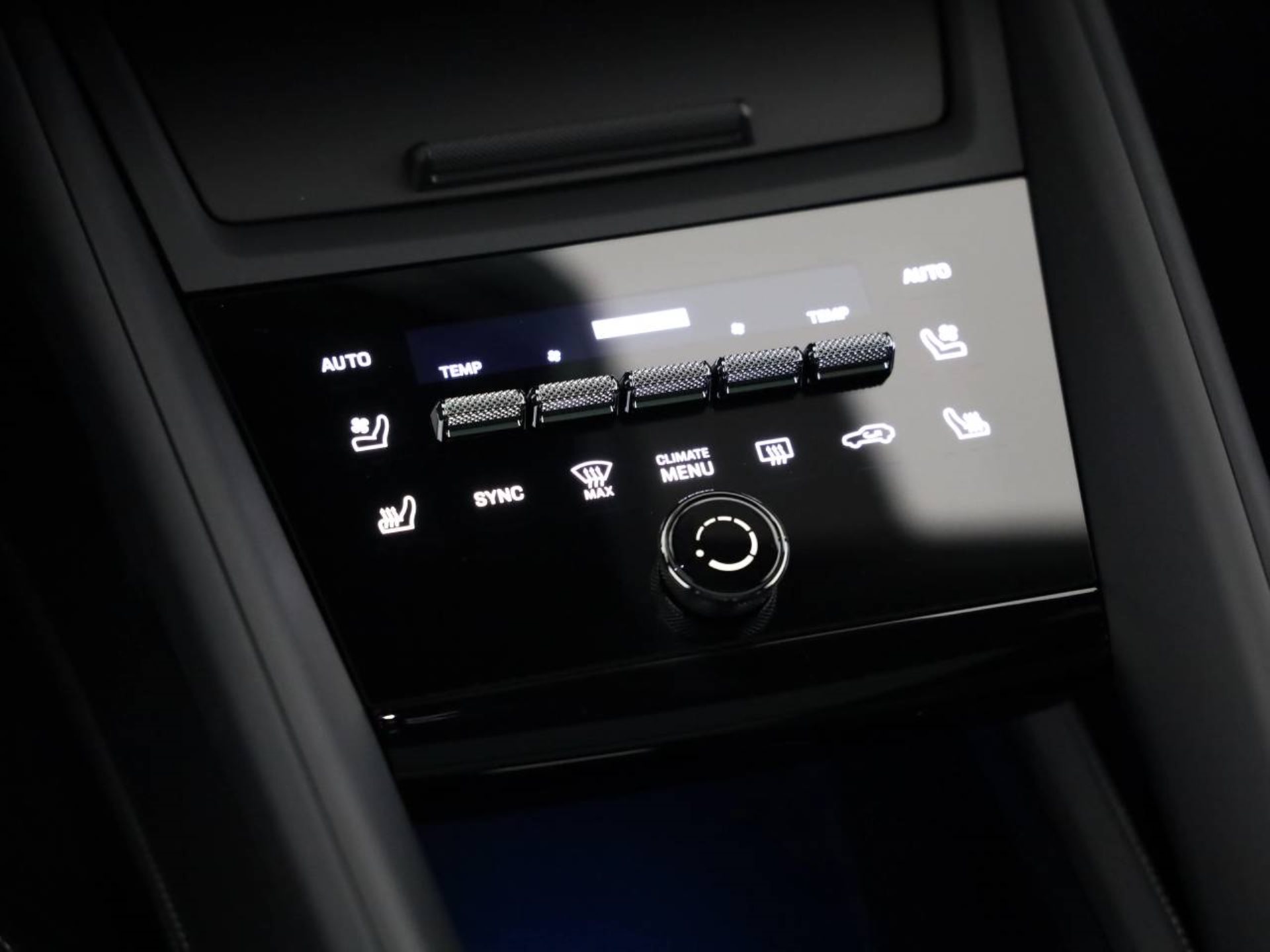 PORSCHE Macan 4-image-12