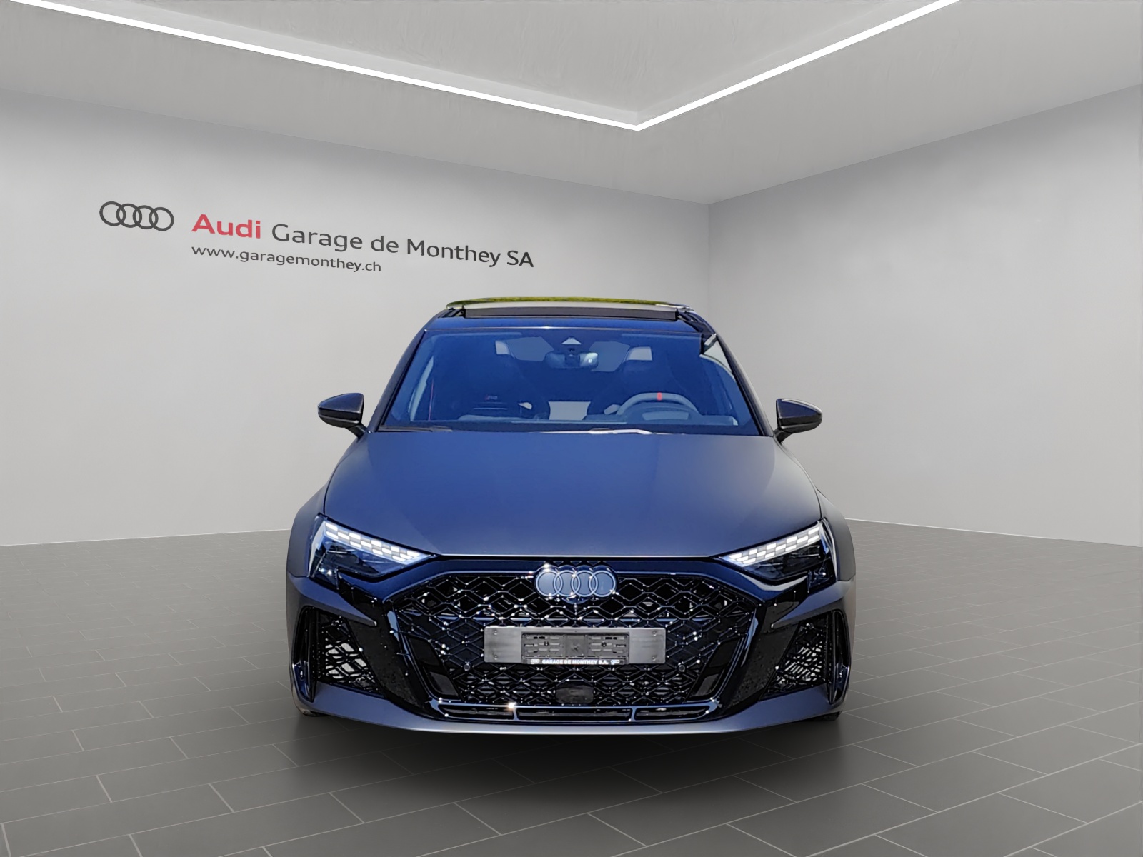 AUDI RS3 Sportback 2.5 TSI quattro S-tronic-image-1