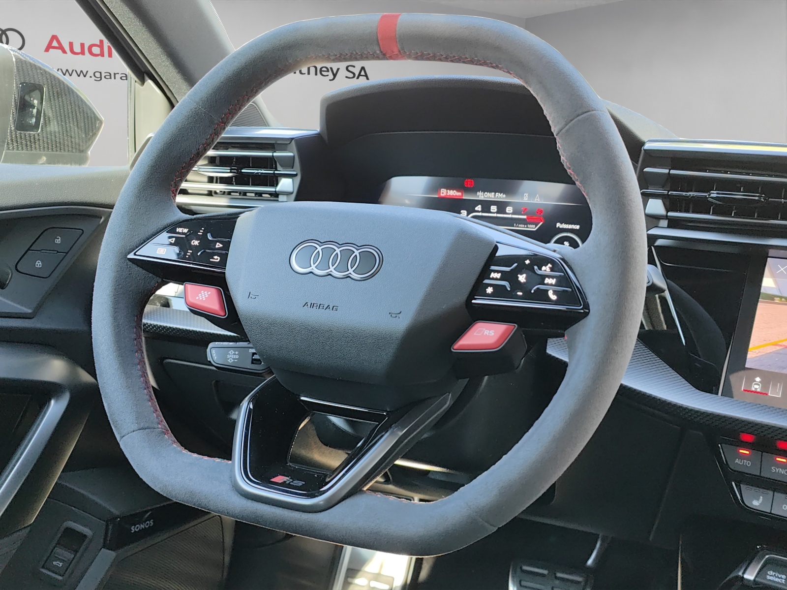 AUDI RS3 Sportback 2.5 TSI quattro S-tronic-image-14