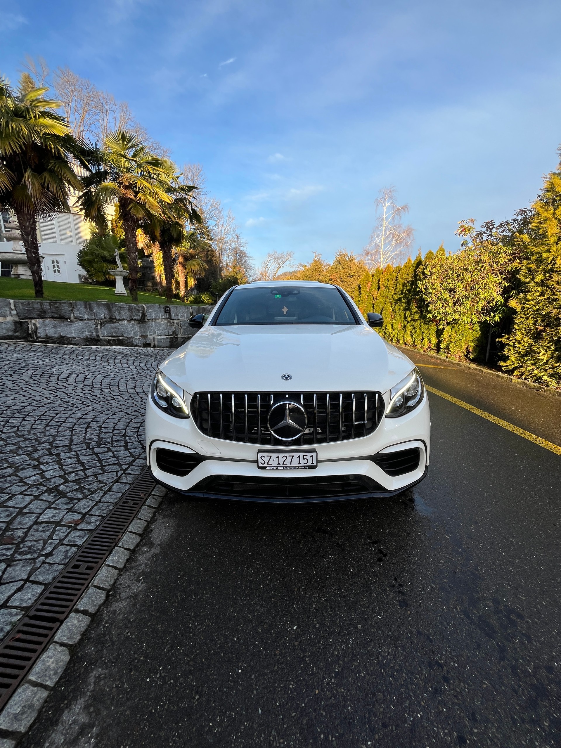 MERCEDES-BENZ Mercedes-AMG GLC 63 S Coupé 4Matic+ V8 Biturbo | Panorama | Performance | 510 PS-image-1
