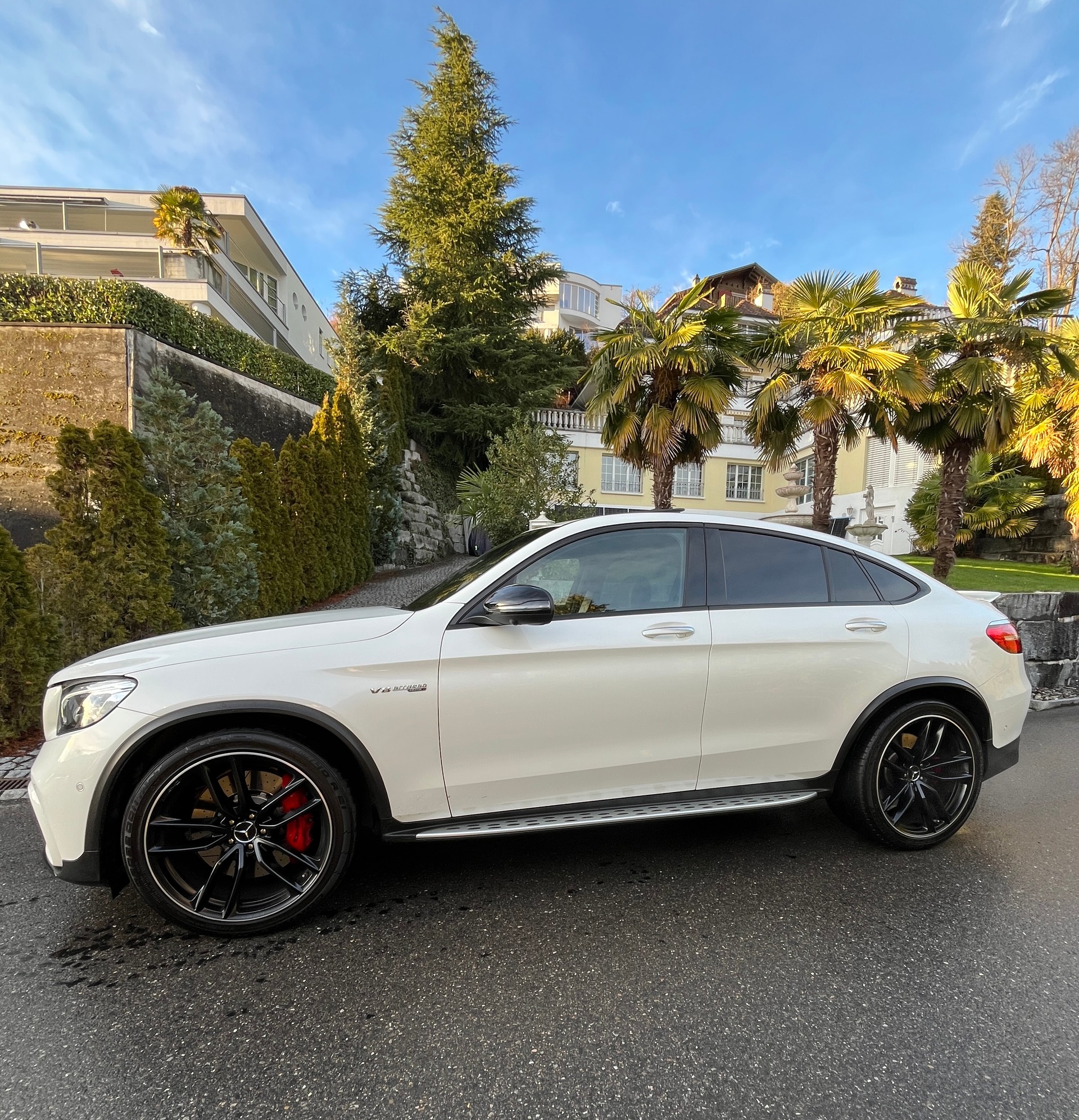MERCEDES-BENZ Mercedes-AMG GLC 63 S Coupé 4Matic+ V8 Biturbo | Panorama | Performance | 510 PS-image-3