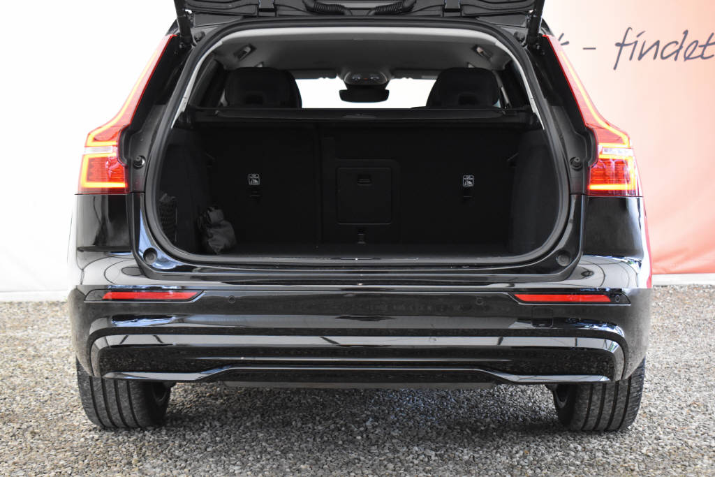 VOLVO V60 2.0 B4 Plus Dark-image-6