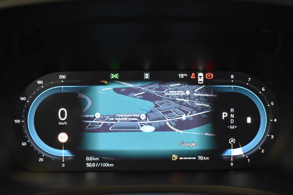 VOLVO V60 2.0 B4 Plus Dark-image-10