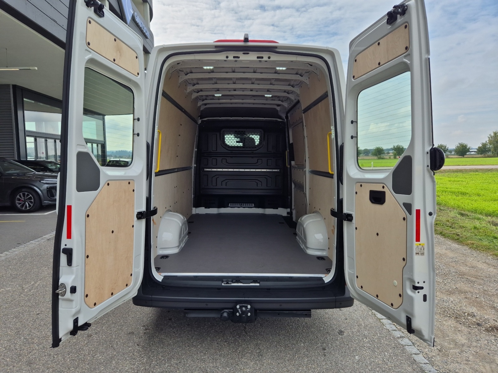 VW VW Crafter Kastenwagen-image-9