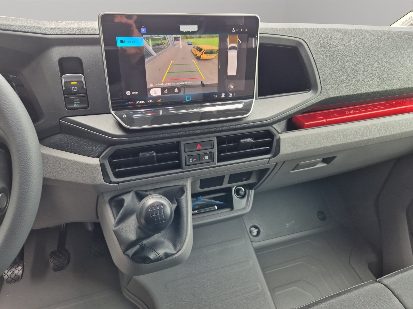 VW Crafter 35 2.0 TDI L3 HD-image-7