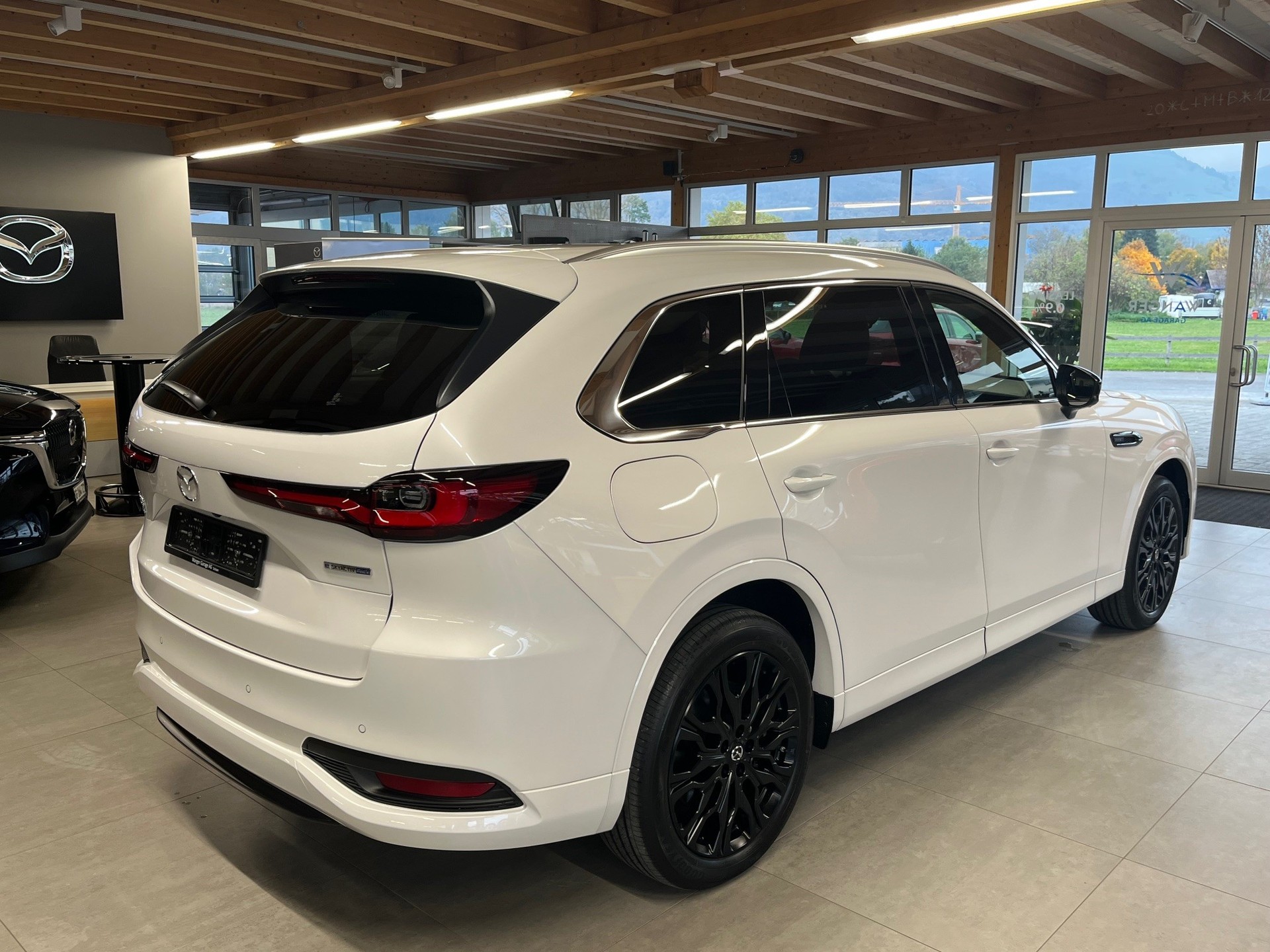 MAZDA CX-80 e-Skyactiv PHEV 327 AWD Homura Plus-image-4