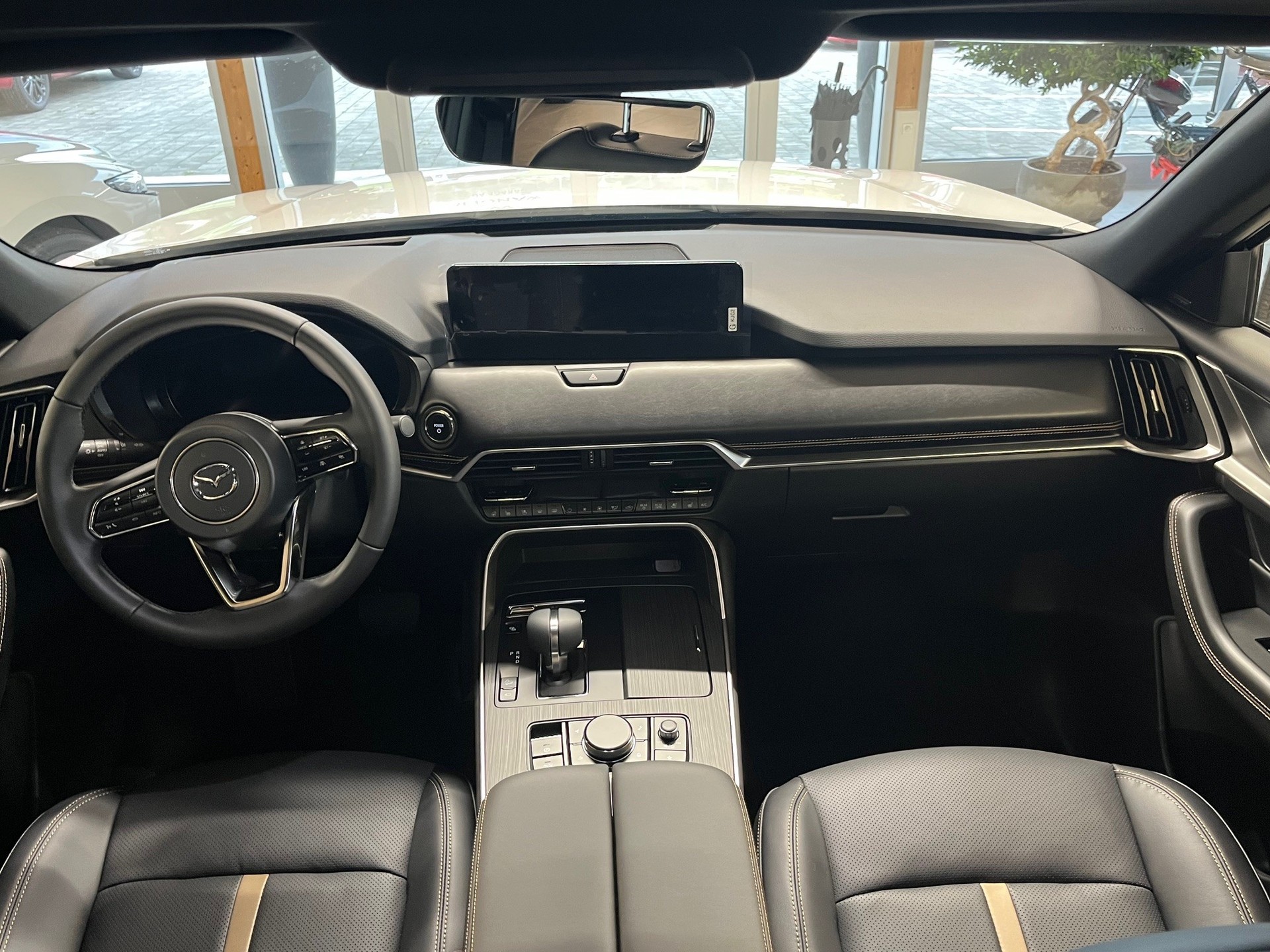 MAZDA CX-80 e-Skyactiv PHEV 327 AWD Homura Plus-image-10