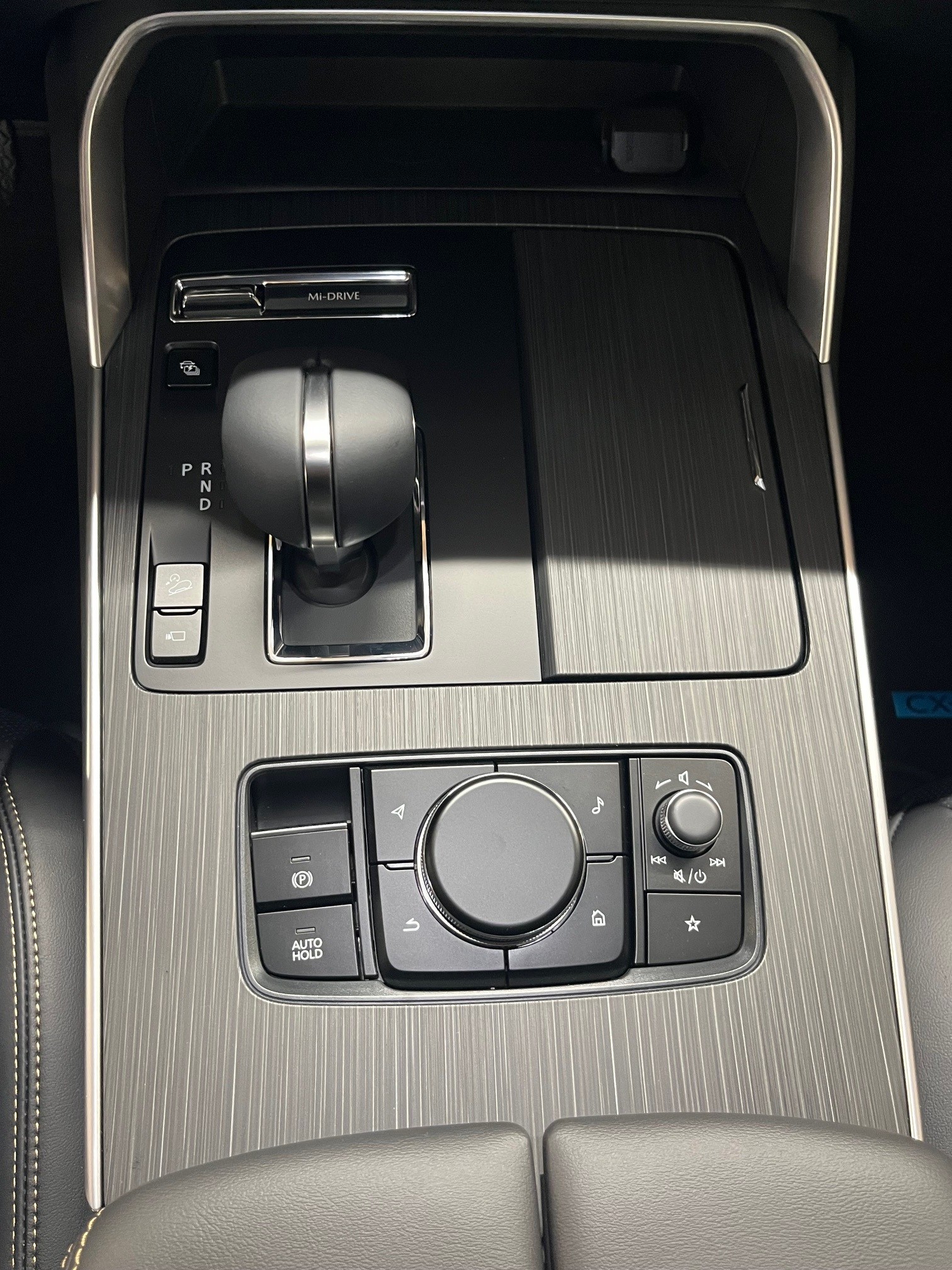 MAZDA CX-80 e-Skyactiv PHEV 327 AWD Homura Plus-image-13