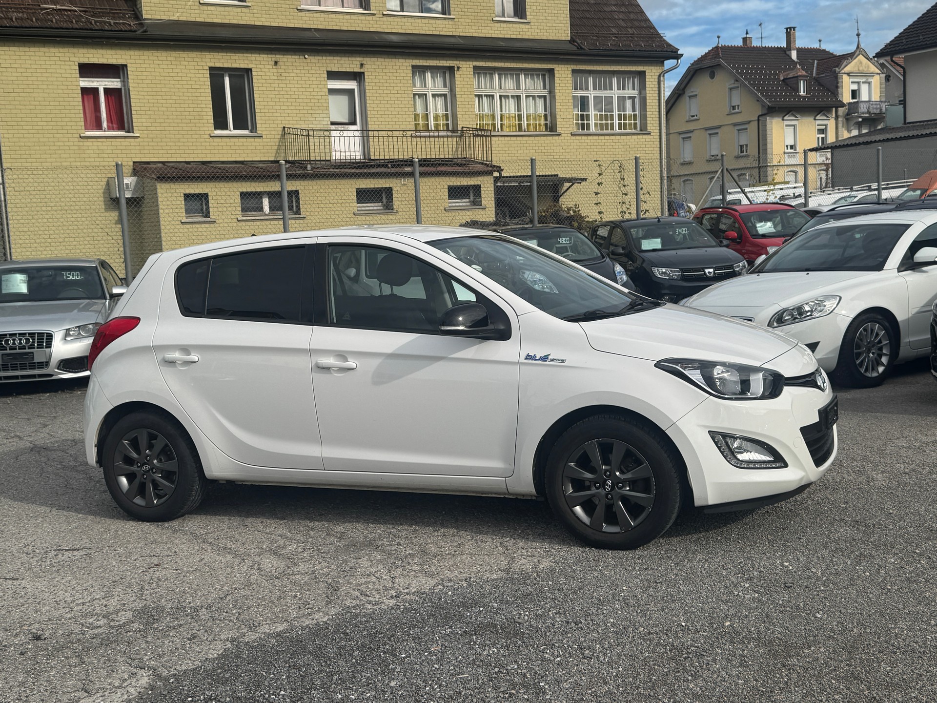 HYUNDAI i20 1.2 GO!-image-4
