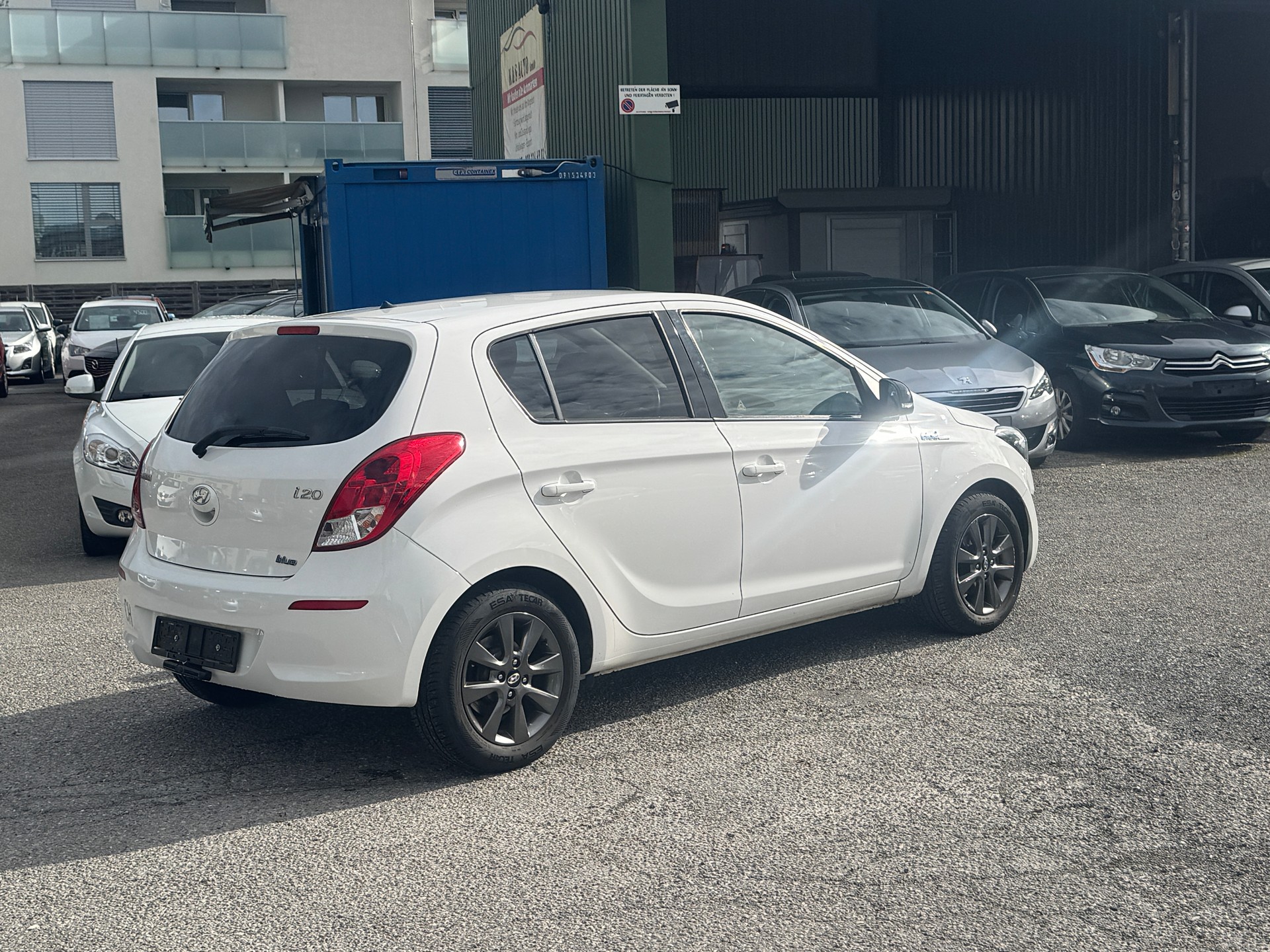HYUNDAI i20 1.2 GO!-image-9