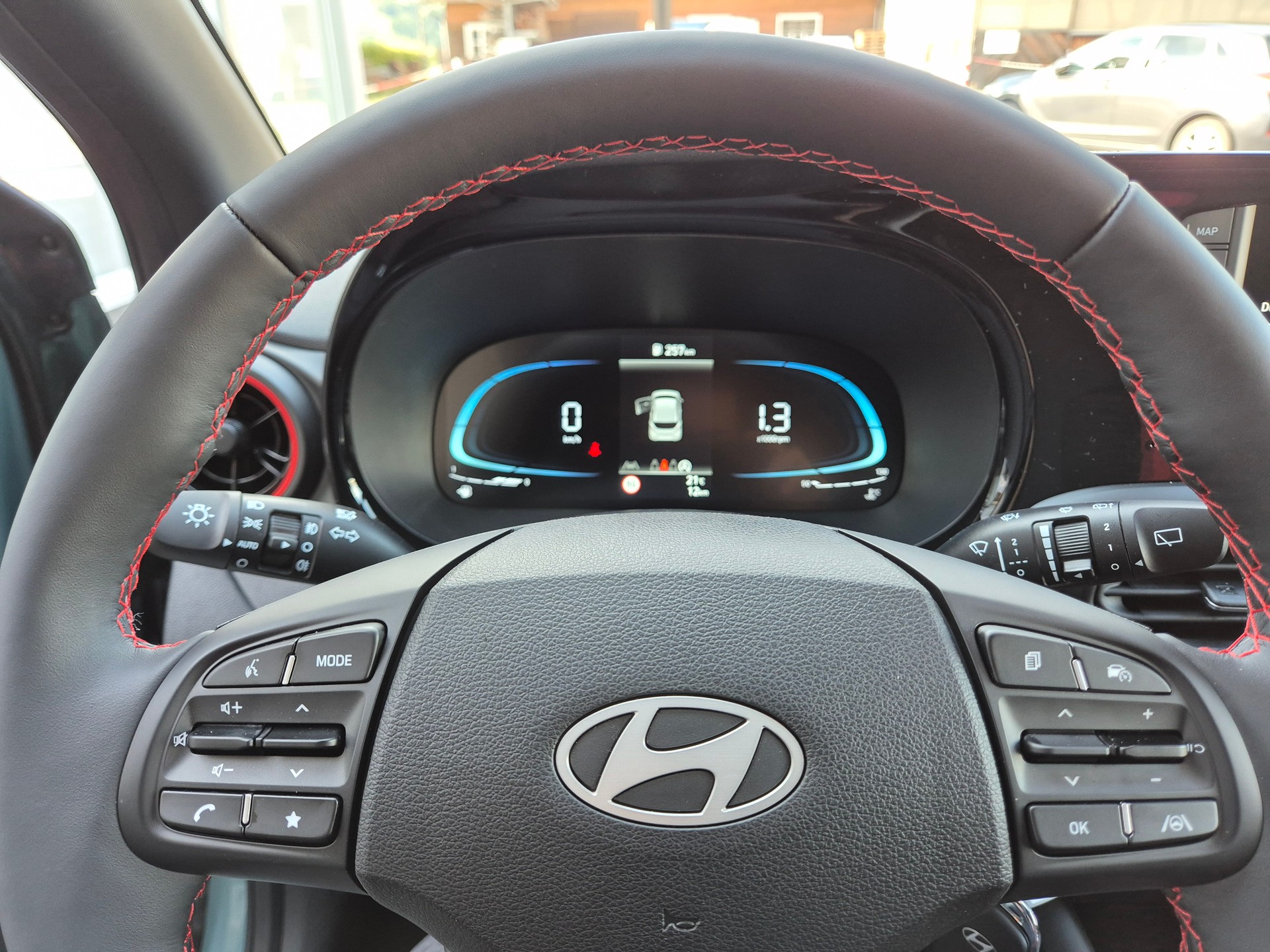 HYUNDAI i10 1.0 T-GDI N-Line-image-9