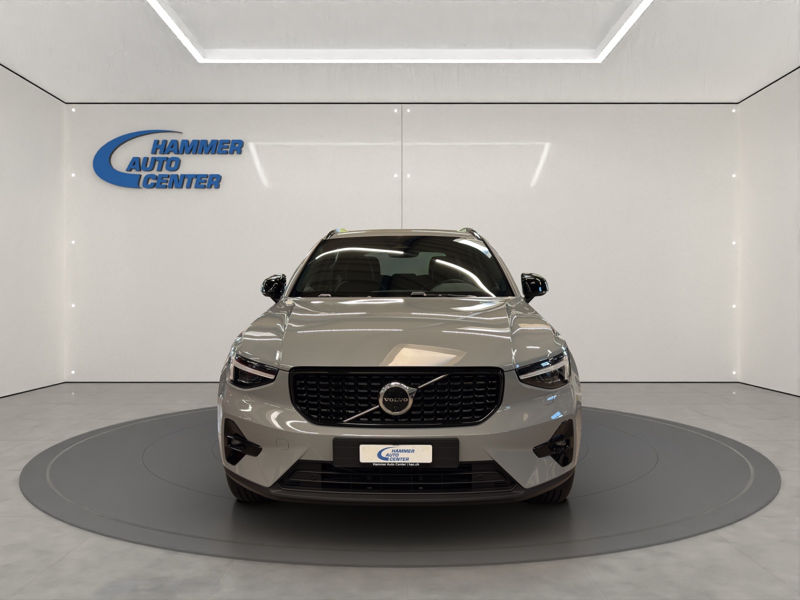 VOLVO XC40 2.0 B4 MH Ultra Dark-image-11