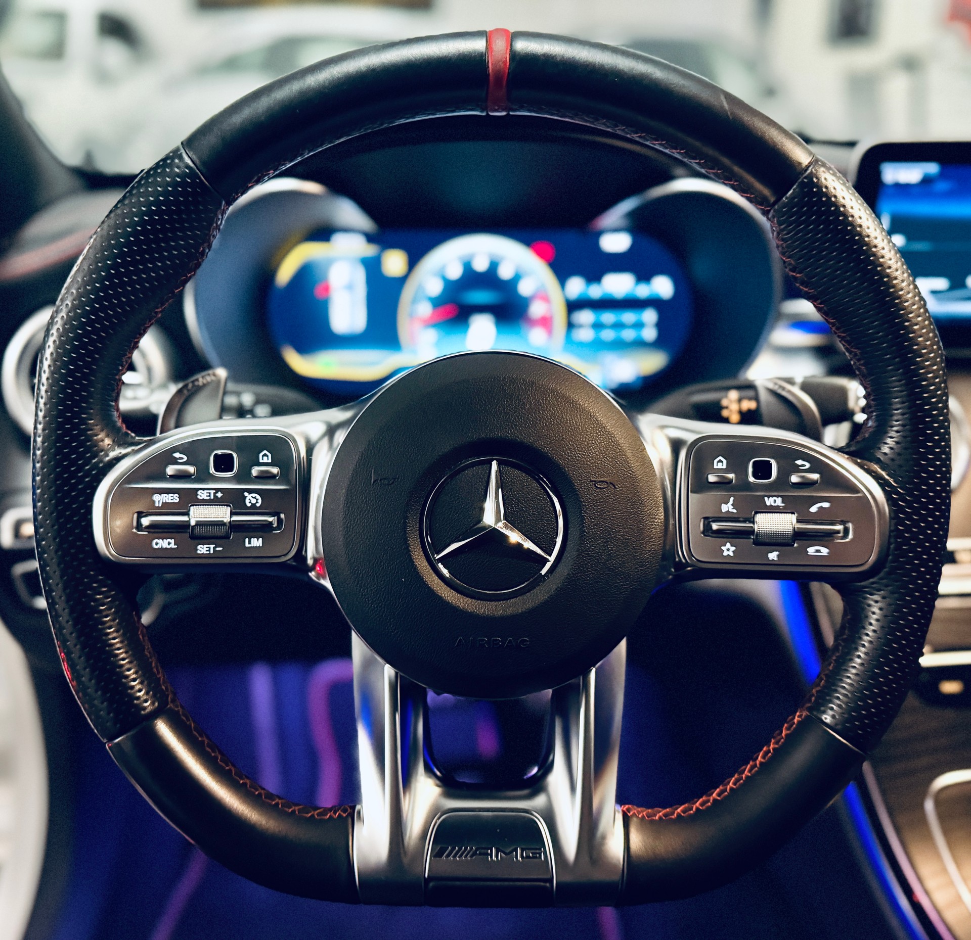 MERCEDES-BENZ C 43 AMG 4Matic 9G-Tronic-image-12