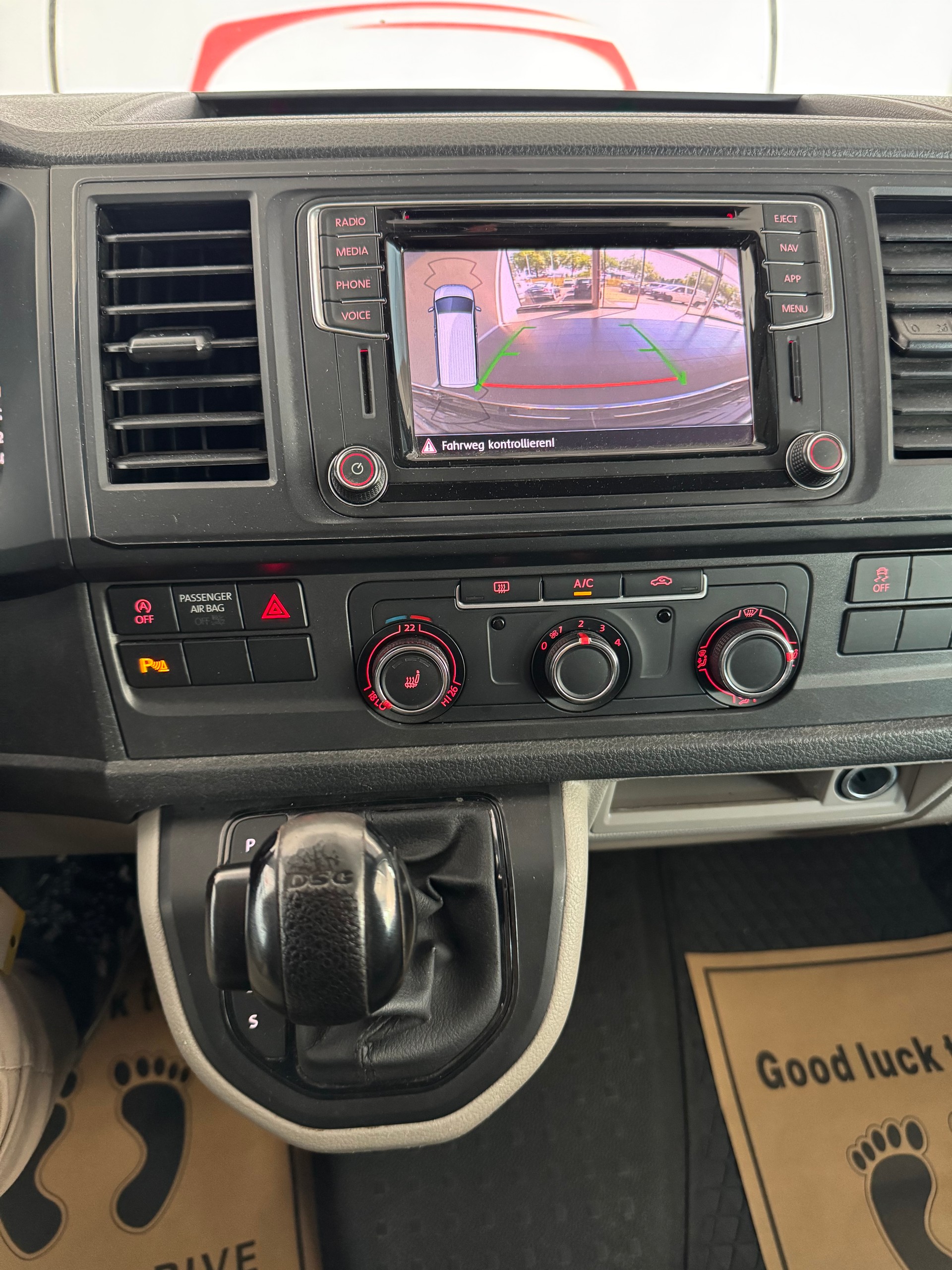 VW T6 2.0 TDI 4Motion DSG-image-19