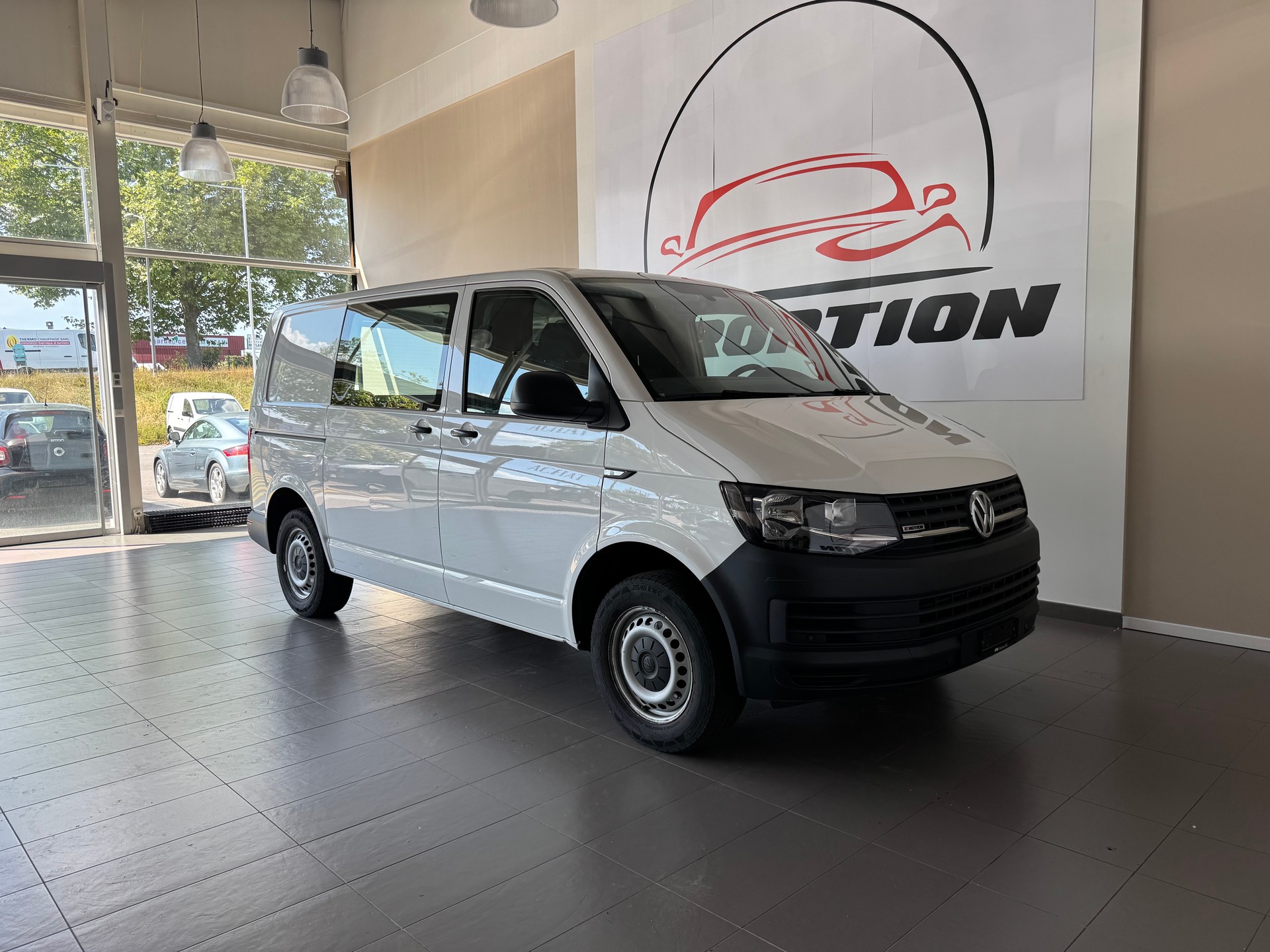 VW T6 2.0 TDI 4Motion DSG-image-5