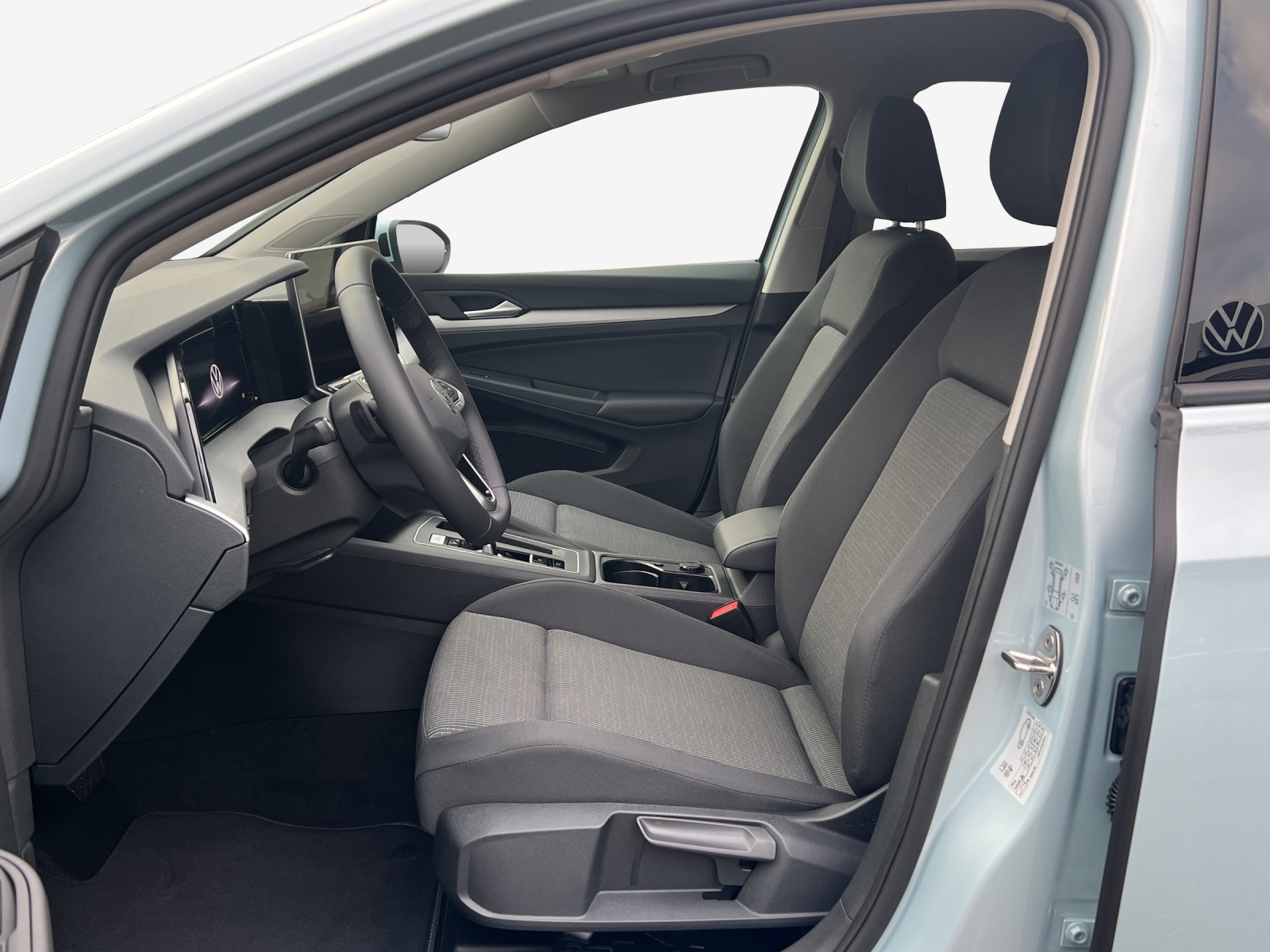 VW Golf 1.5 e TSI mHEV Basis DSG-image-7
