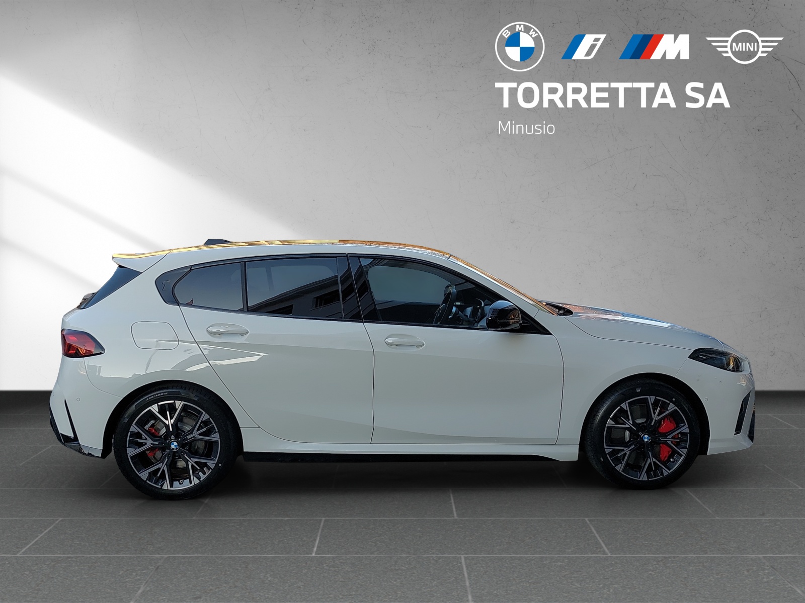 BMW 123 xDrive M Sport Pro Steptronic-image-5