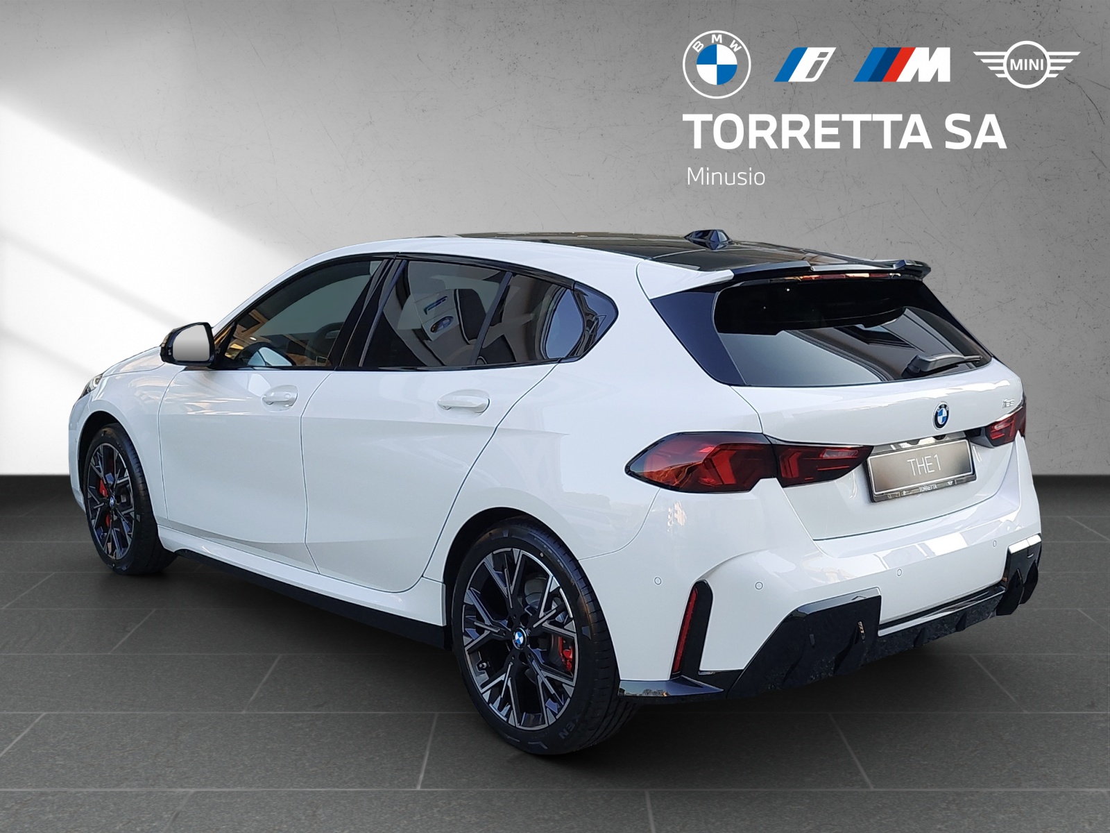 BMW 123 xDrive M Sport Pro Steptronic-image-2