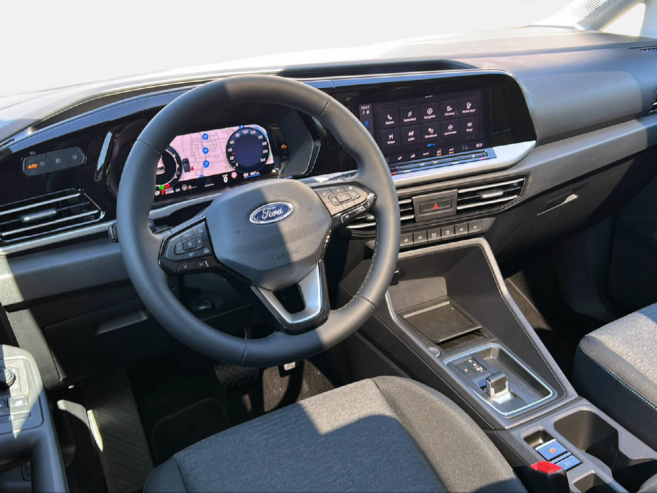FORD TOURNEO CONNECT Grand 1.5 EcoBoost 150 Active PHEV-image-14