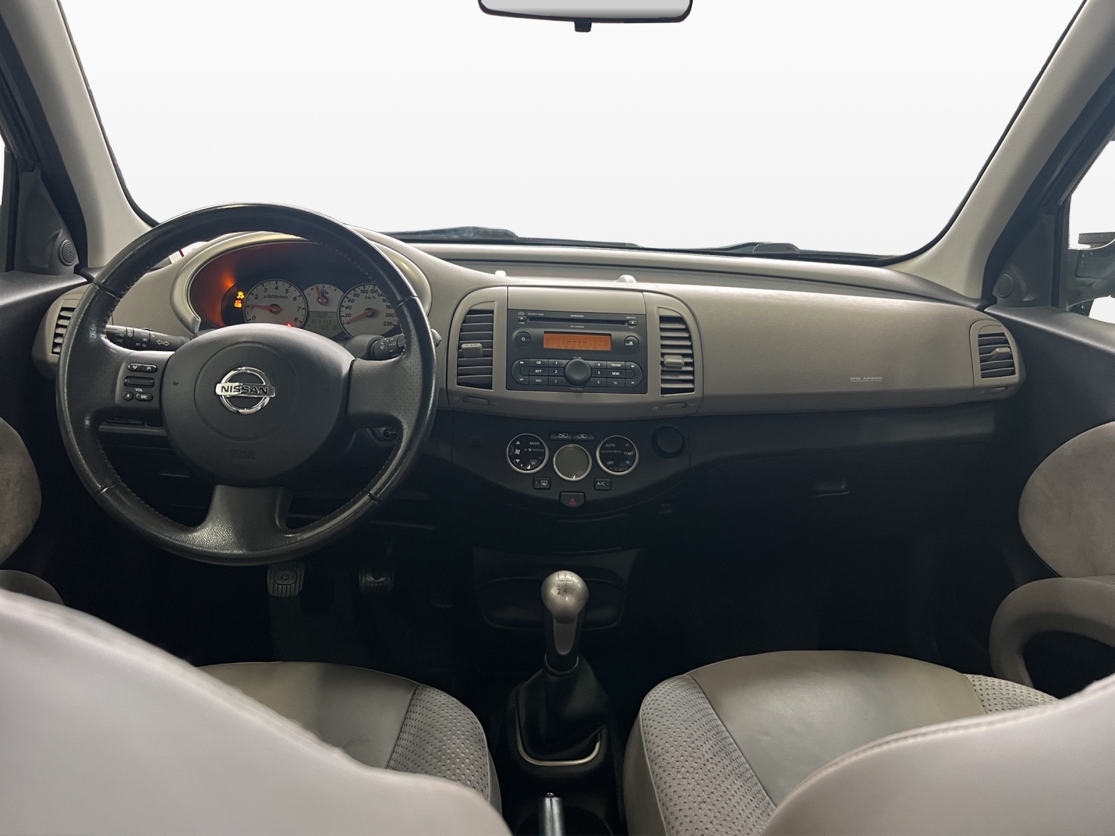 NISSAN Micra 1.6 Active Luxury-image-11