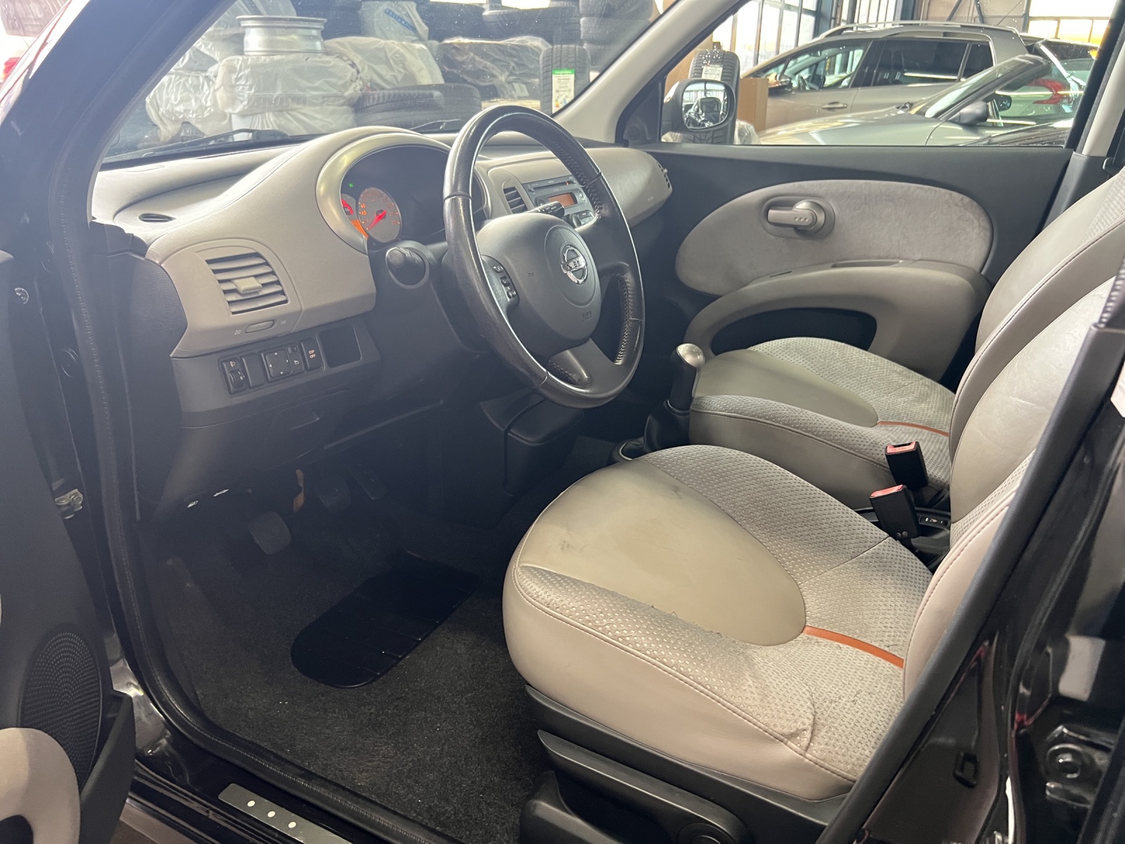 NISSAN Micra 1.6 Active Luxury-image-26