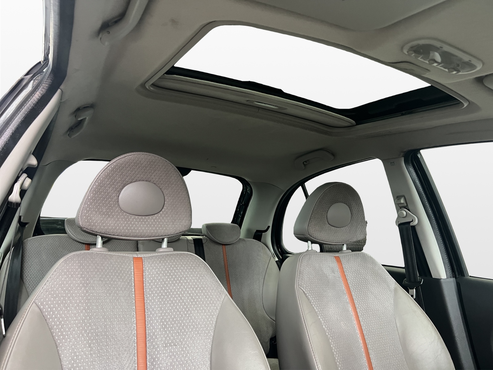NISSAN Micra 1.6 Active Luxury-image-15