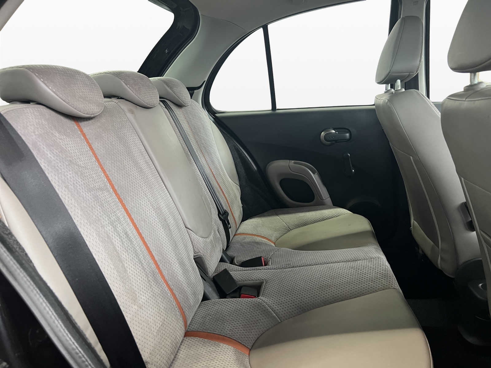 NISSAN Micra 1.6 Active Luxury-image-18