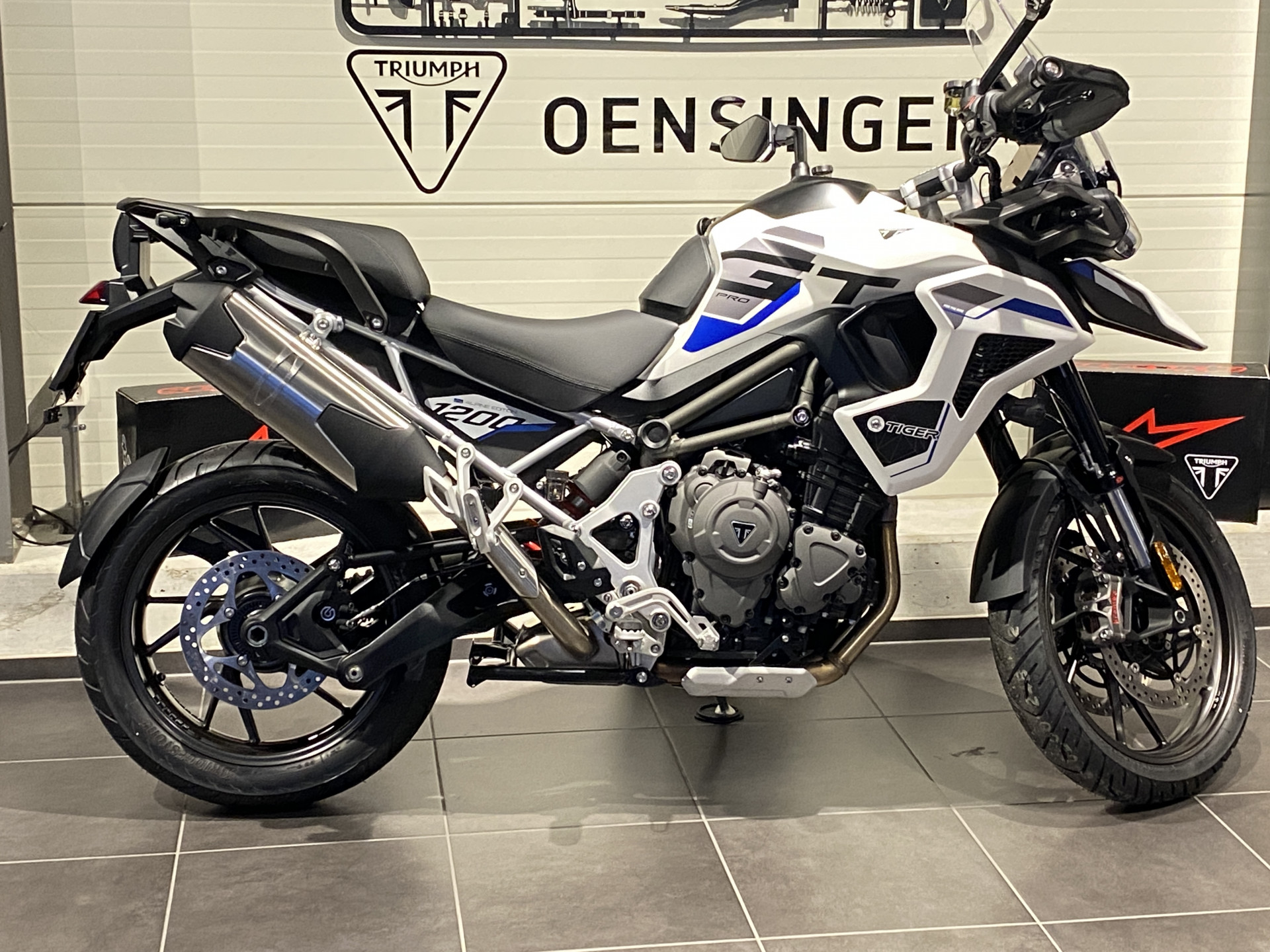 TRIUMPH Tiger 1200 Alpine Edition (4.49 % Power Leasing - Gültig bis 31.06.2026)-showroom-element-3