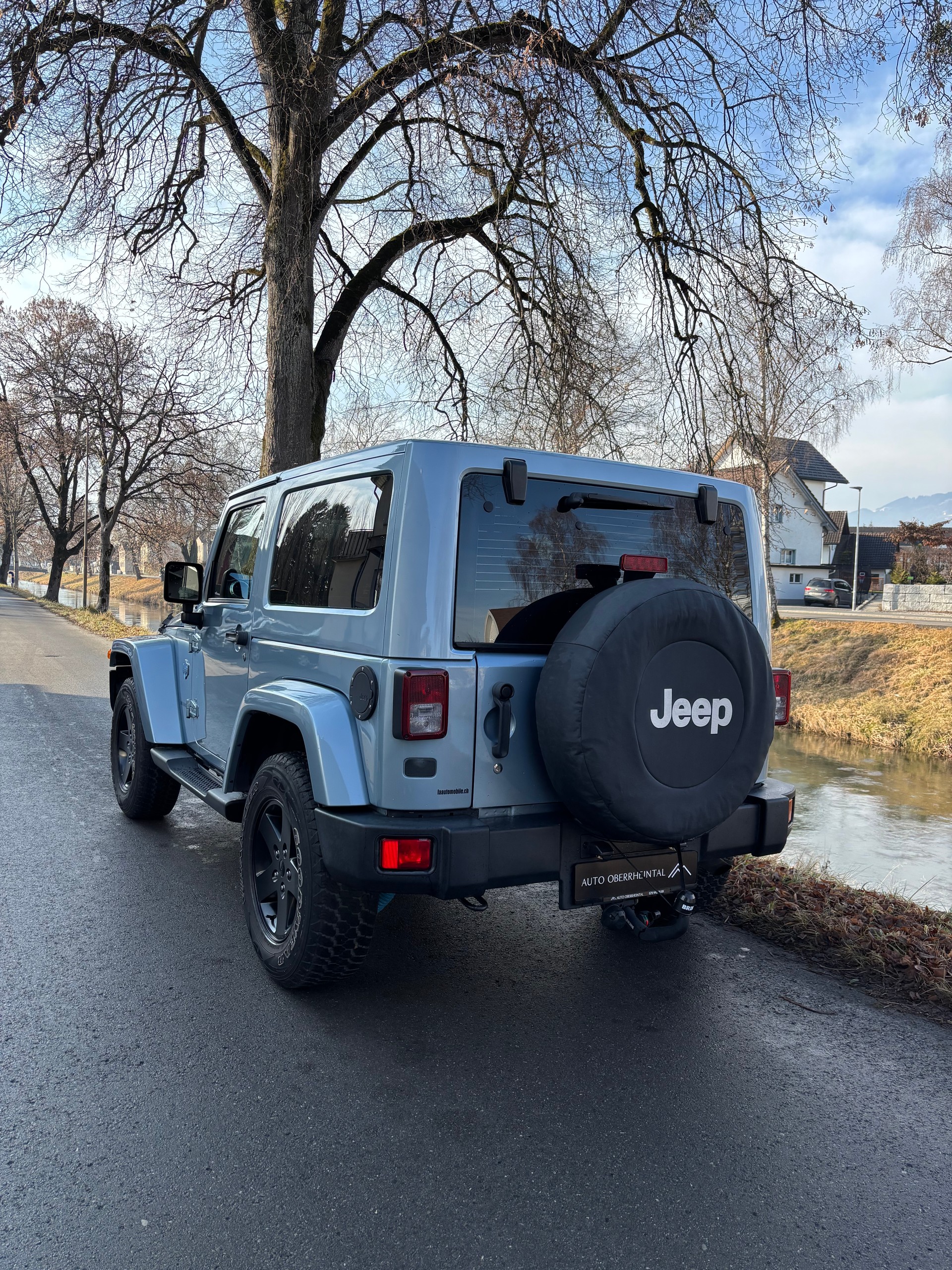JEEP Wrangler 3.6 Unlimited Arctic Automatic-image-8