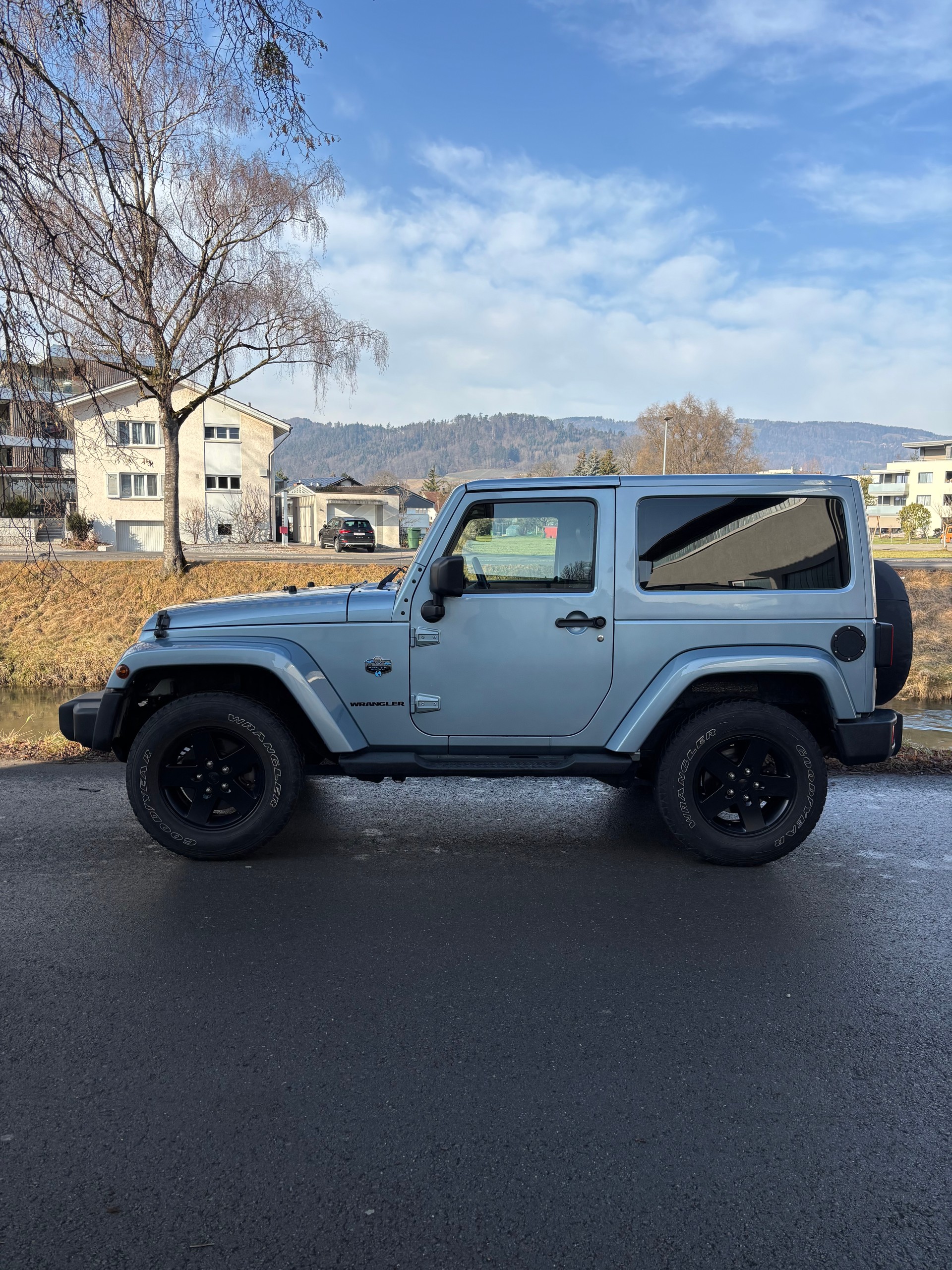 JEEP Wrangler 3.6 Unlimited Arctic Automatic-image-4