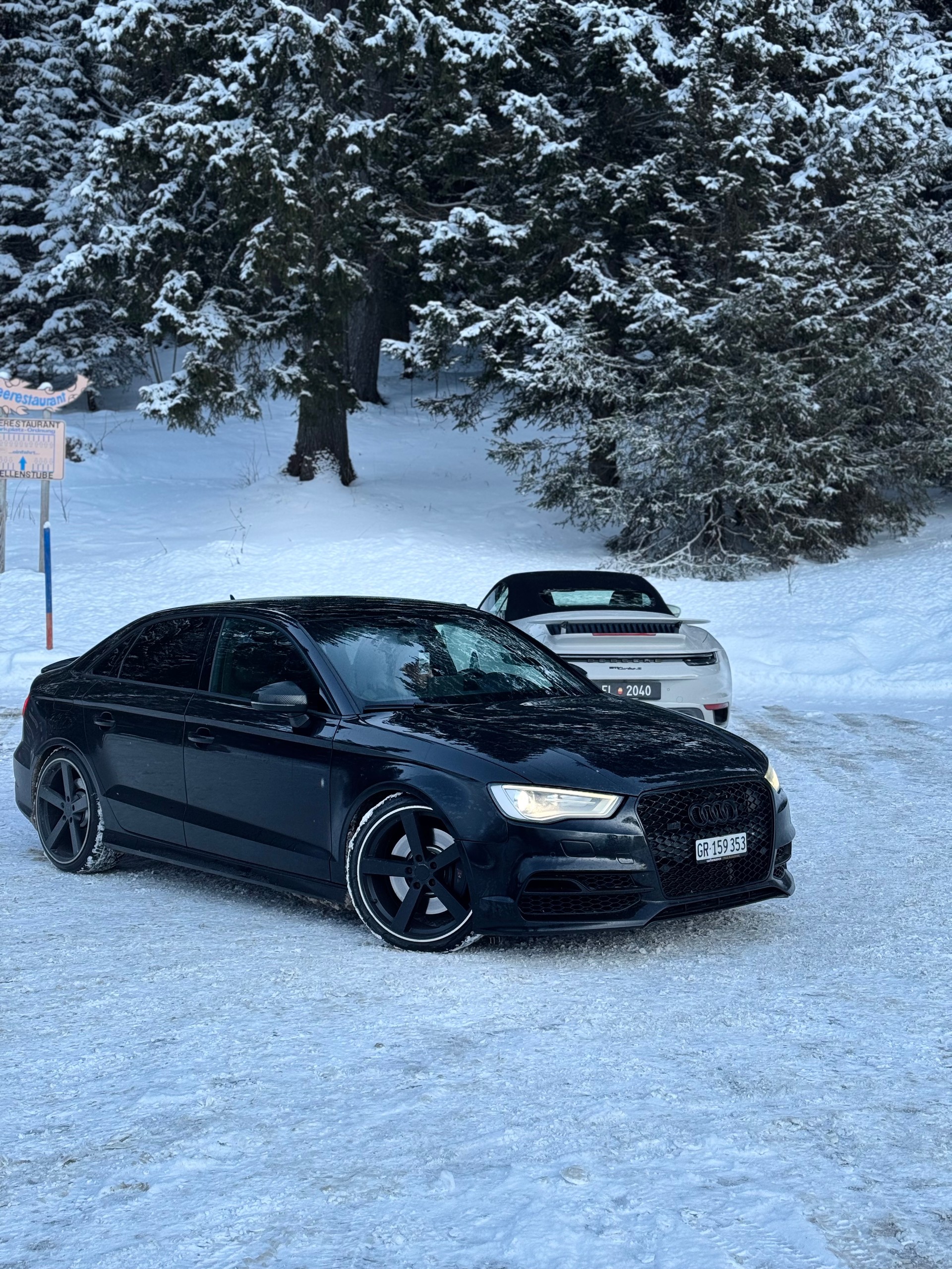 AUDI S3 Limousine 2.0 TFSI quattro S-tronic-image-2
